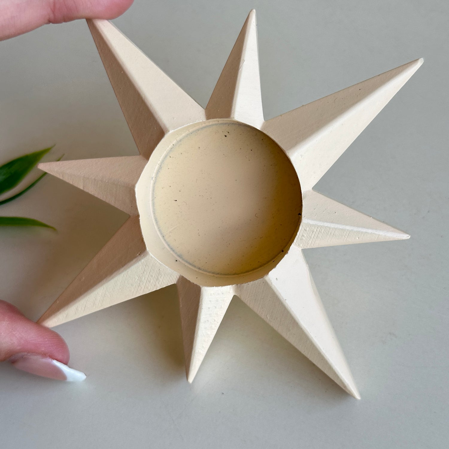 Cream Star Tealight Holder NT25426