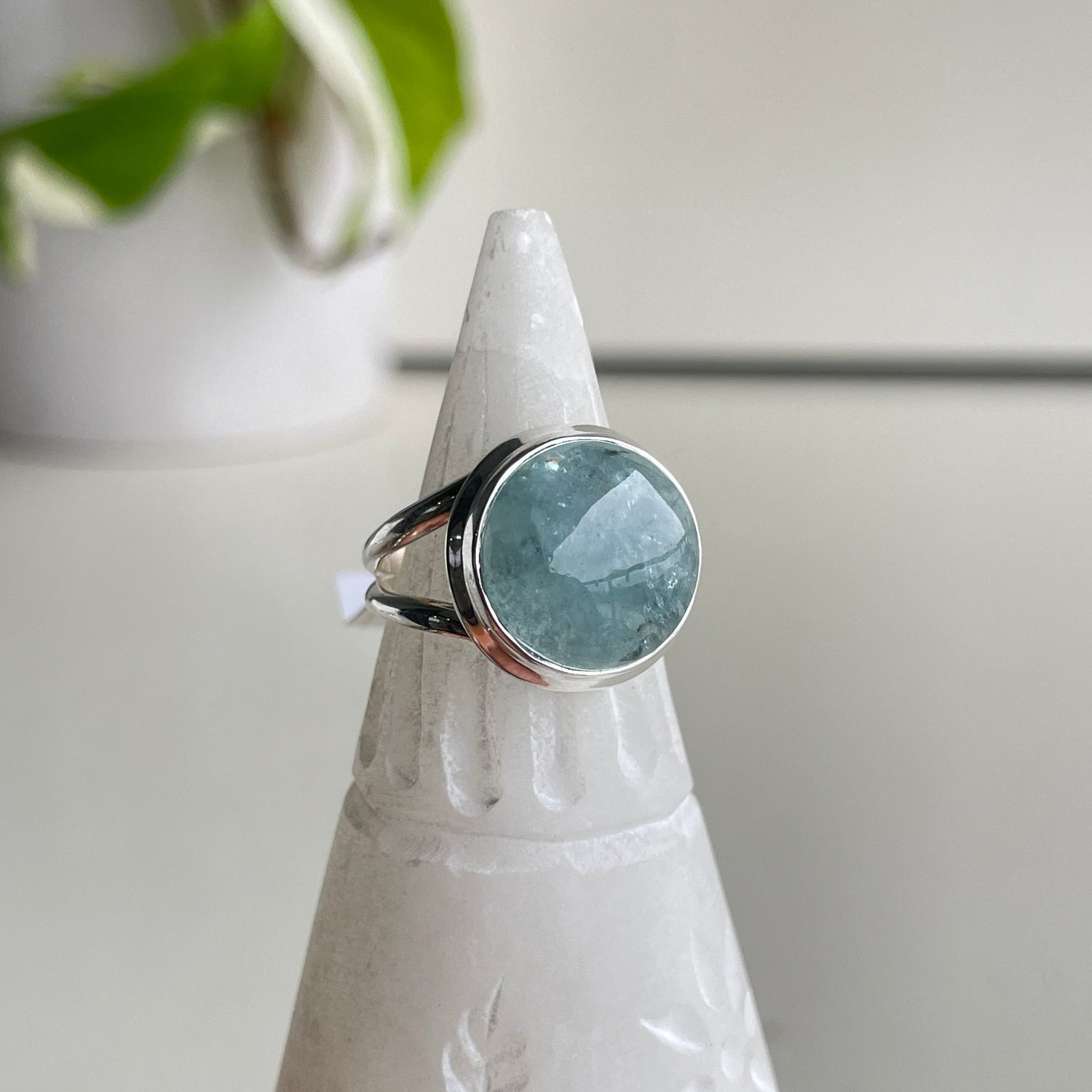 Aquamarine Round Ring Sz6