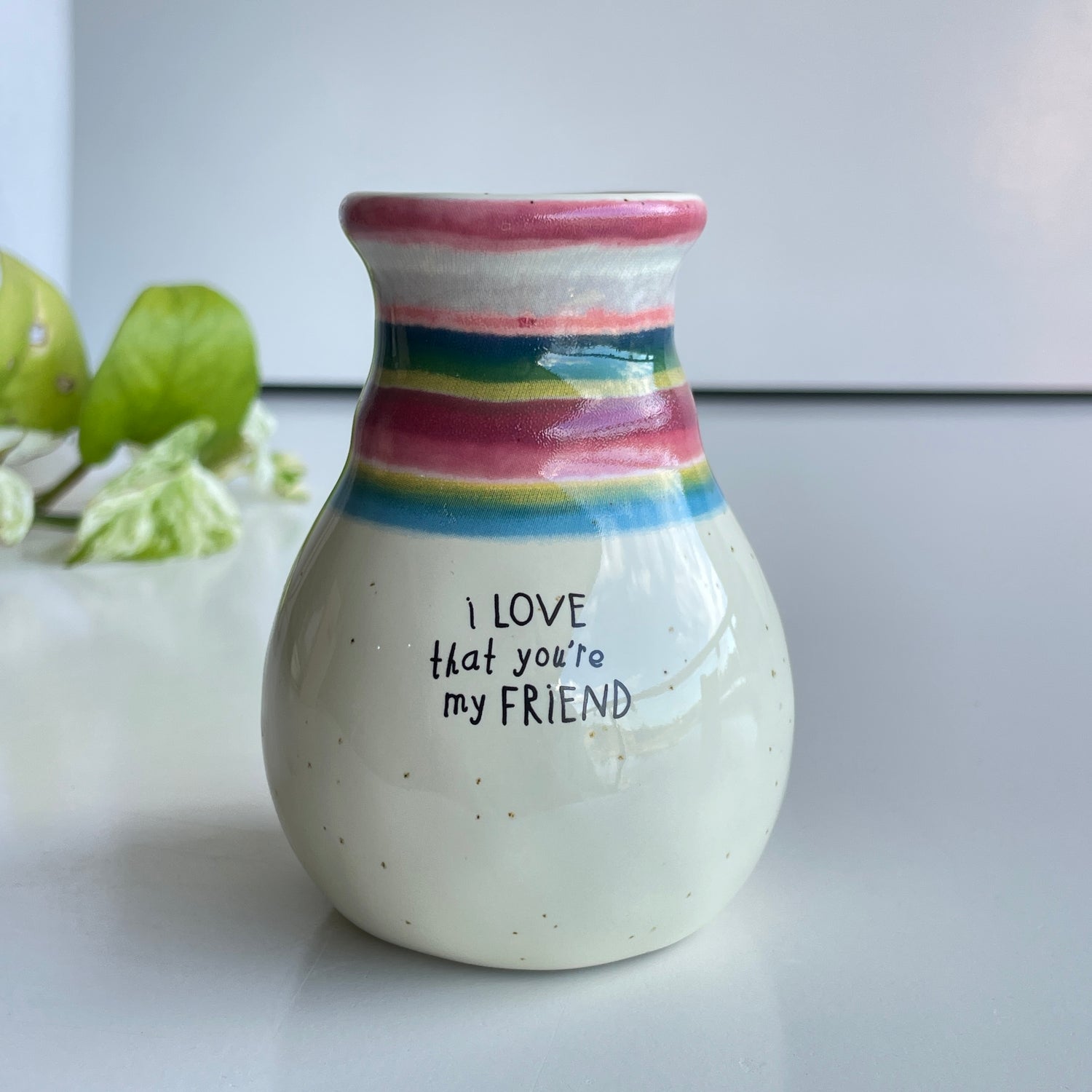 I Love That You're My Friend Vase000017