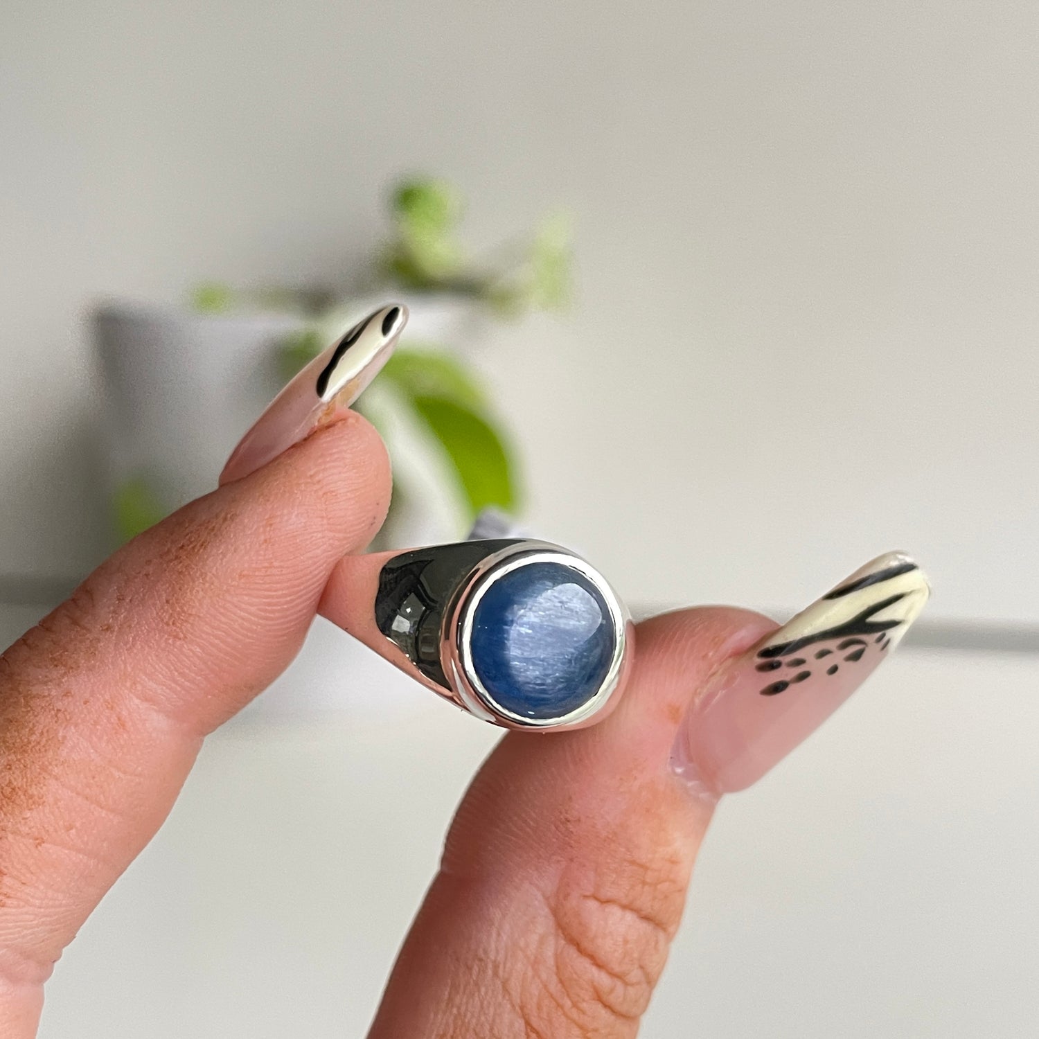 Blue Kyanite Round Ring Sz8.5