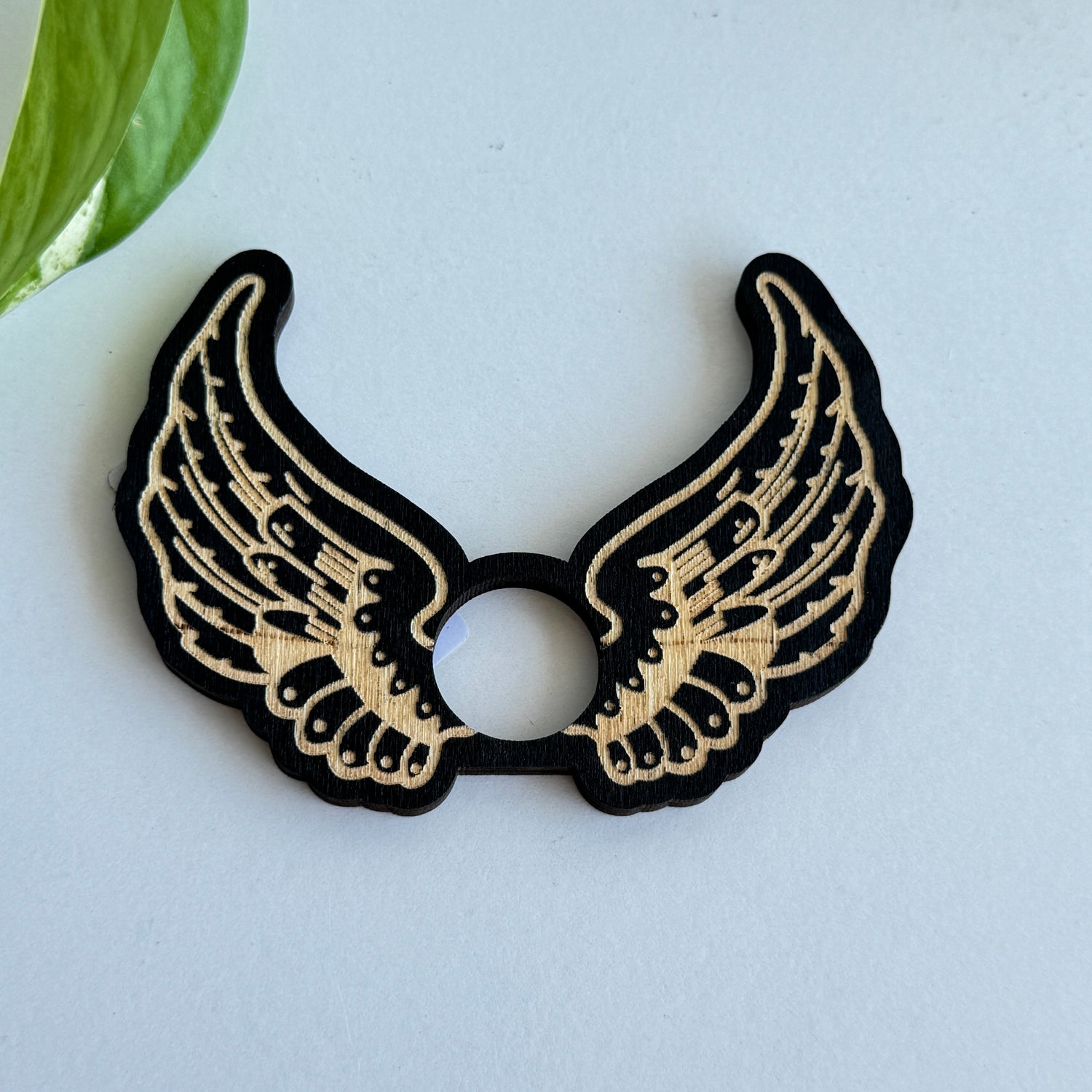 Wings Sphere Holder