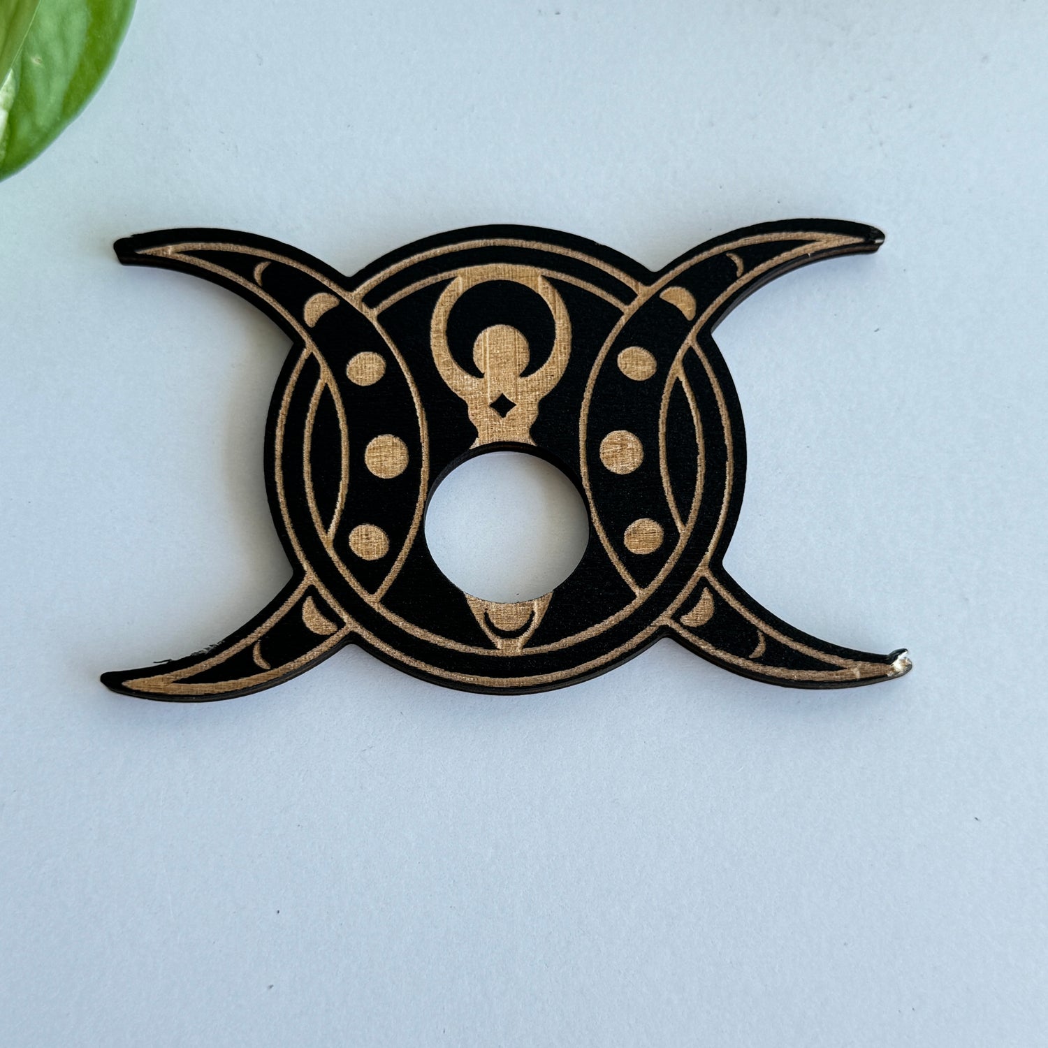 Goddess Sphere Holder