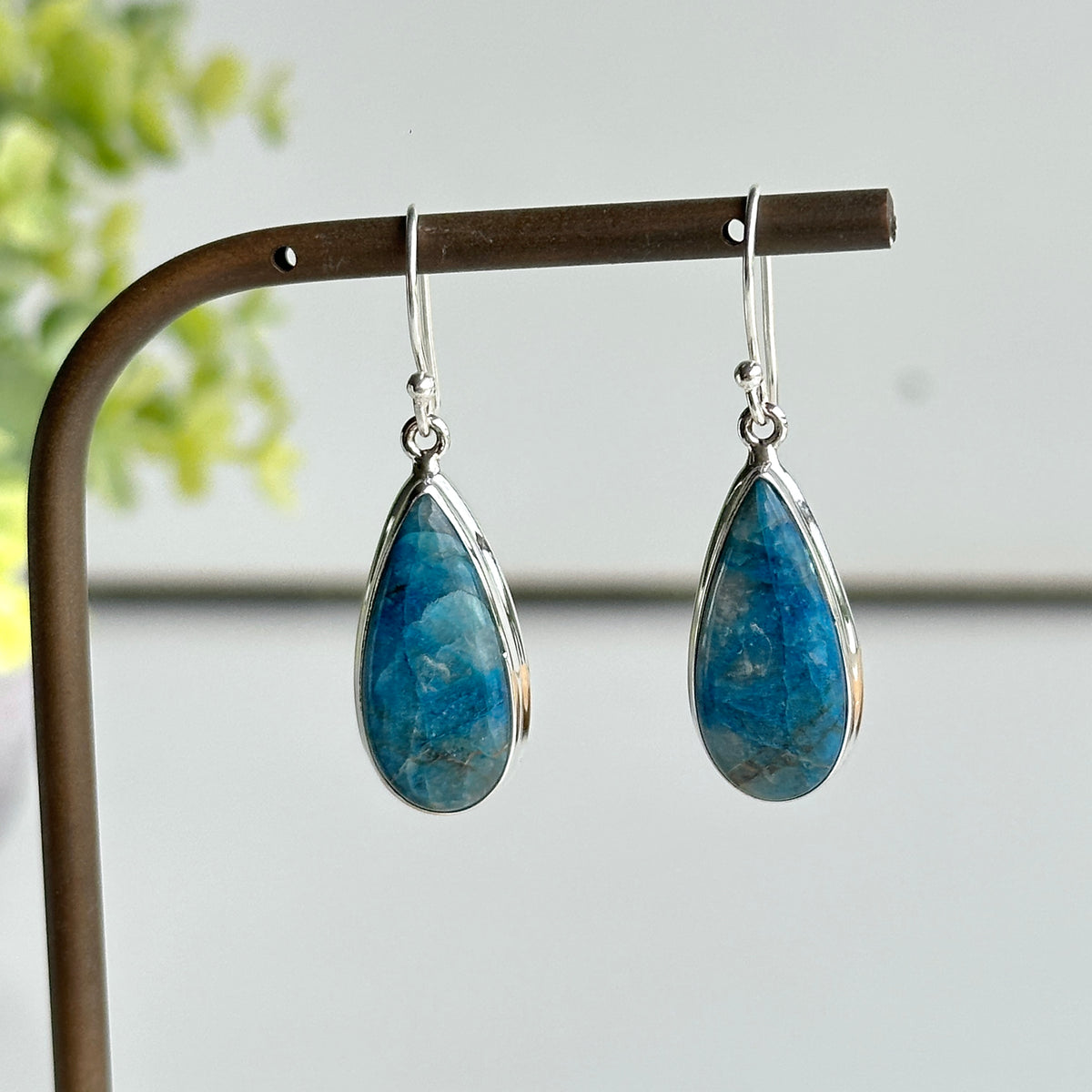 Quantum Quattro Teardrop Earrings