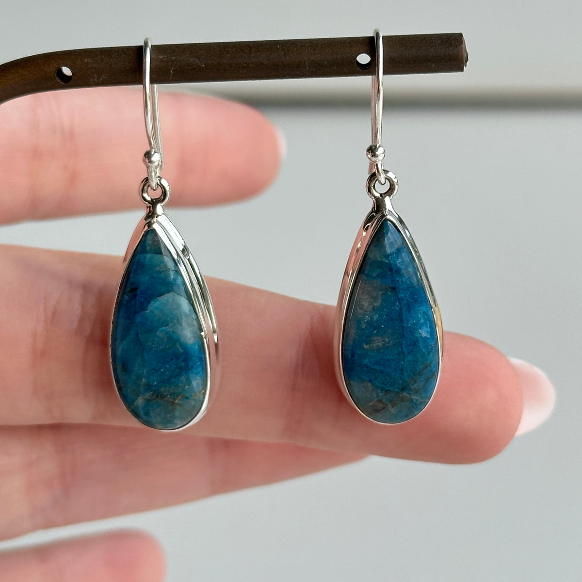 Quantum Quattro Teardrop Earrings