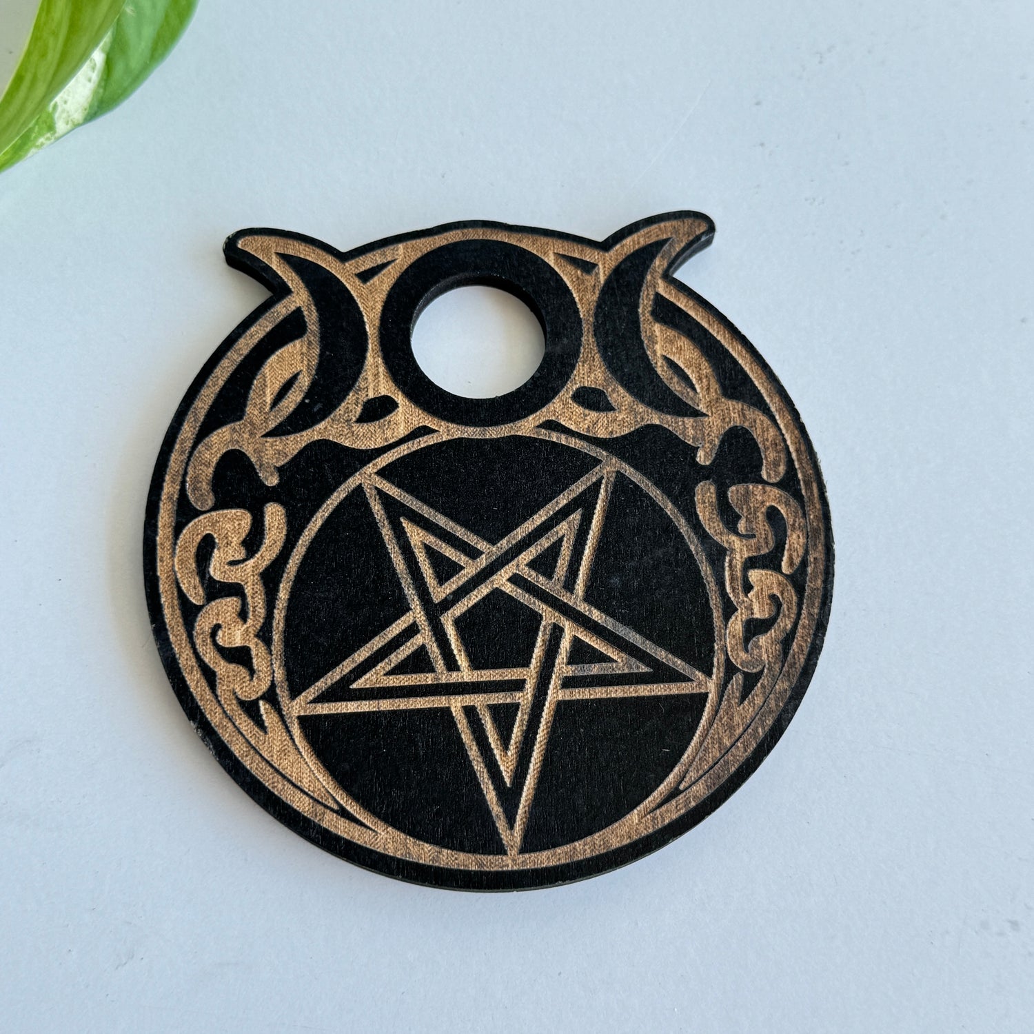 Triple Moon Sphere Holder
