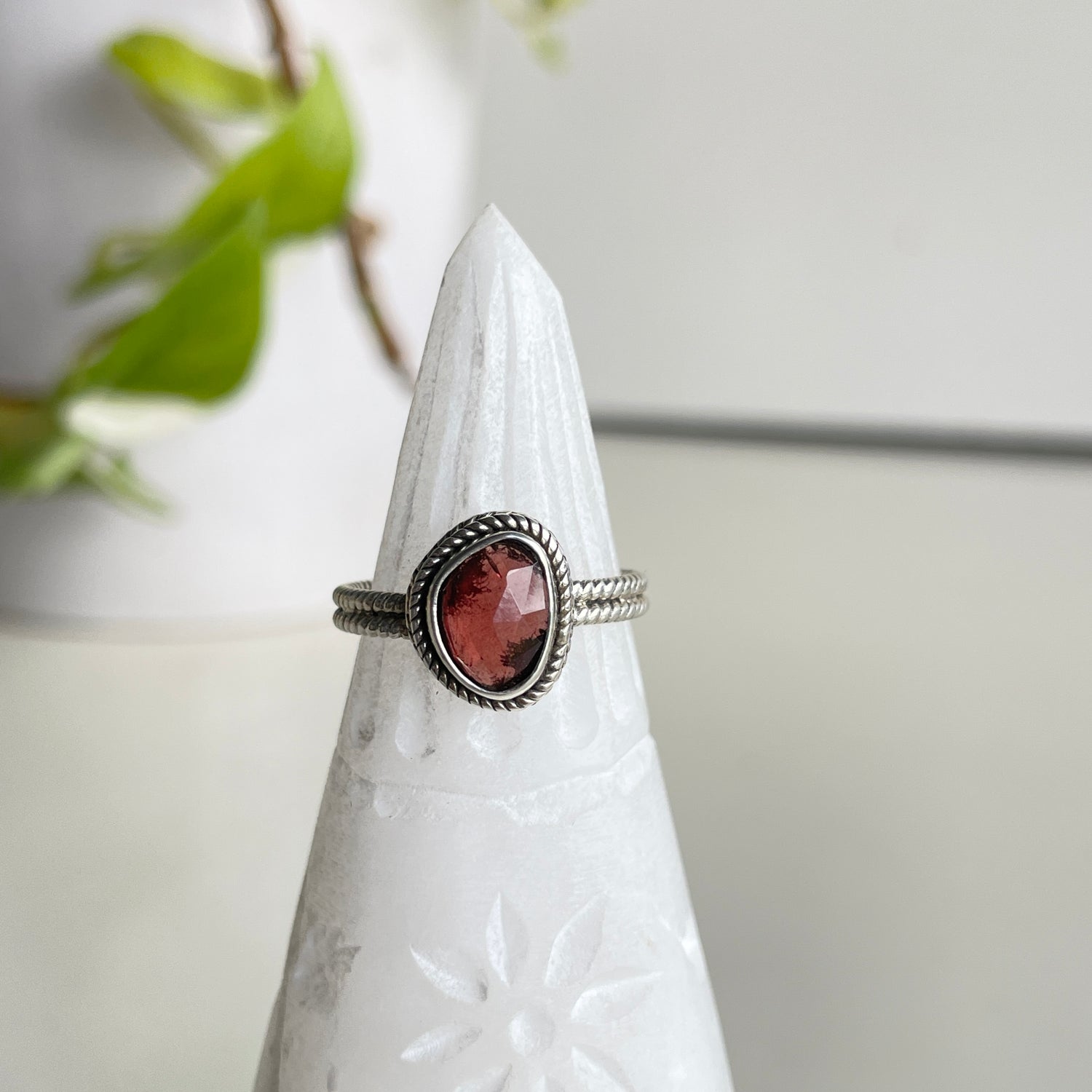Rhodolite Garnet Ring Sz7.5