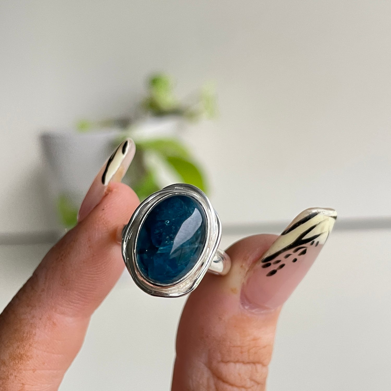 Blue Apatite Oval Ring Sz7