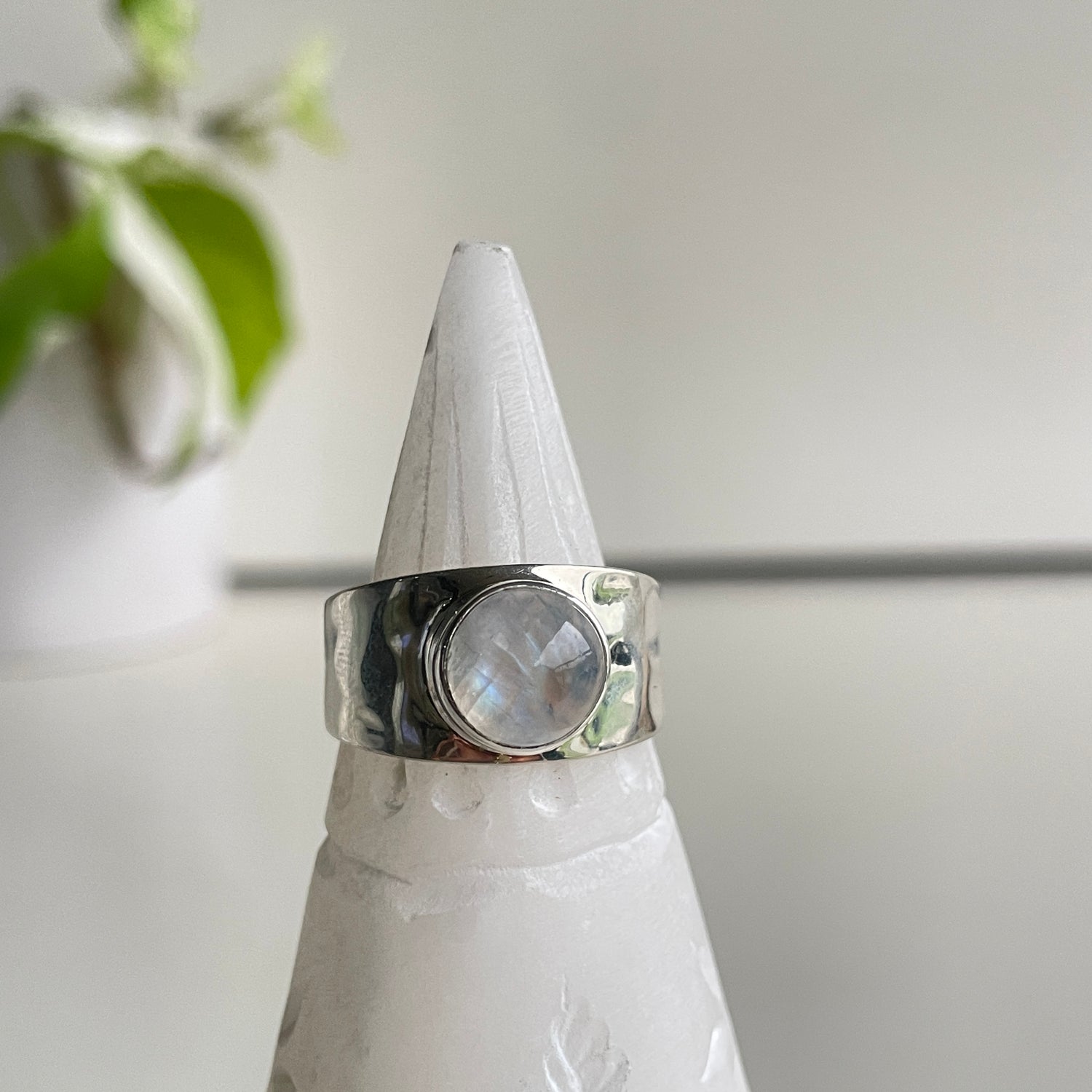 Rainbow Moonstone Round Ring Sz8.5