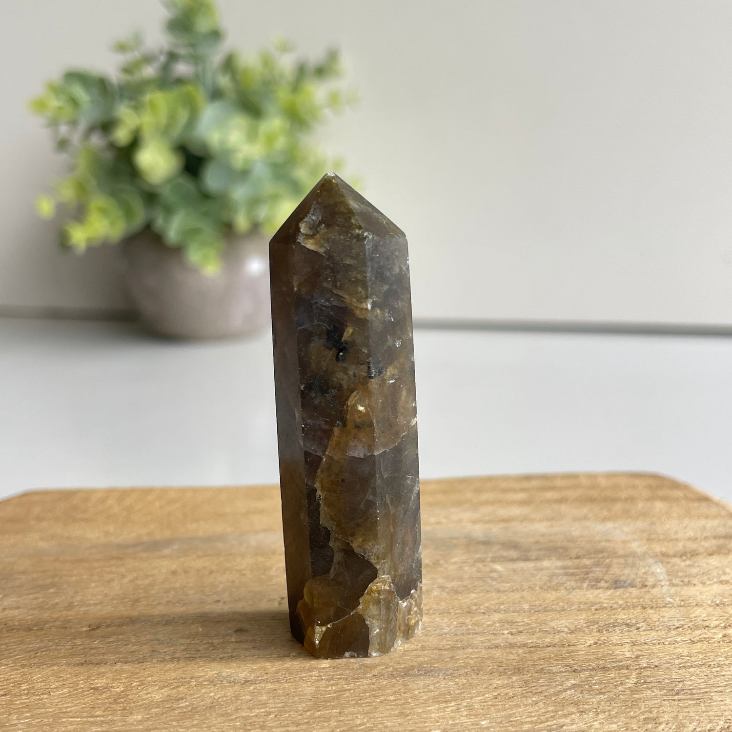 Labradorite Generator 5.9cm