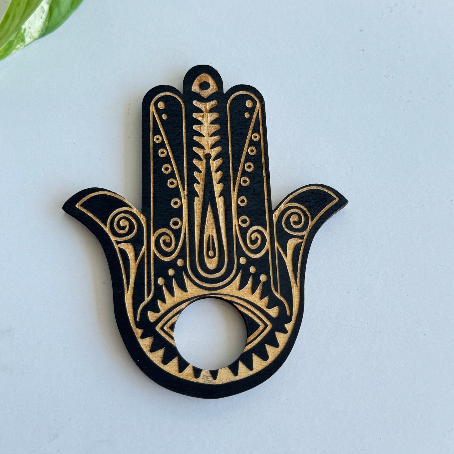Patterned Eye Hand Sphere Holder