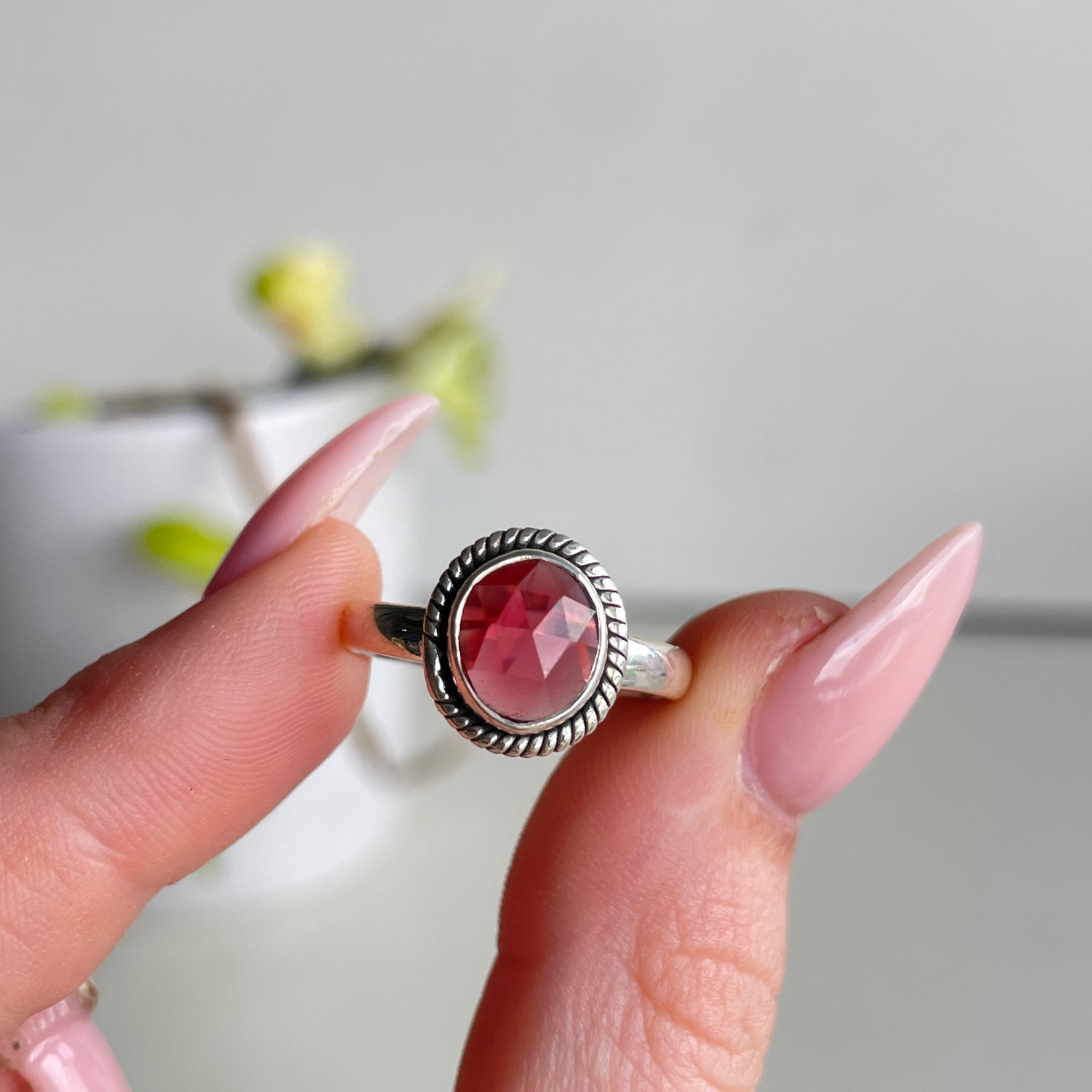 Rhodolite Garnet Oval Ring Sz8