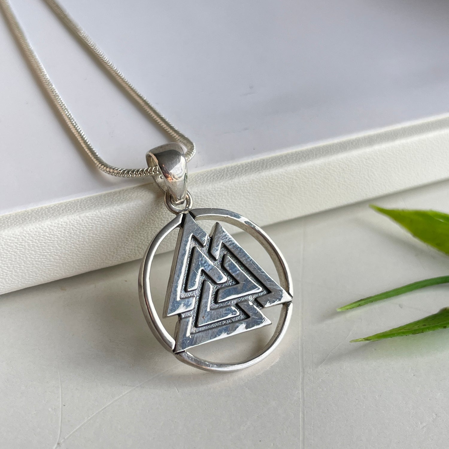 Valknut Open Back Pendant