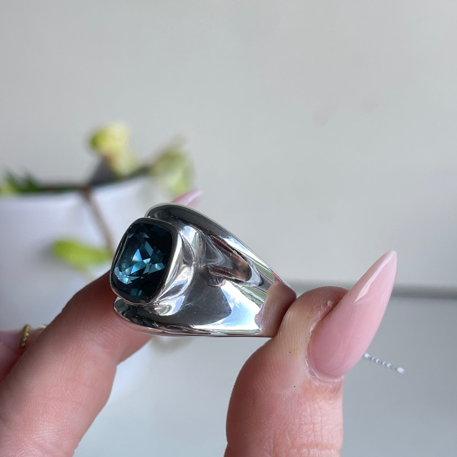 London Blue Topaz Ring Sz9