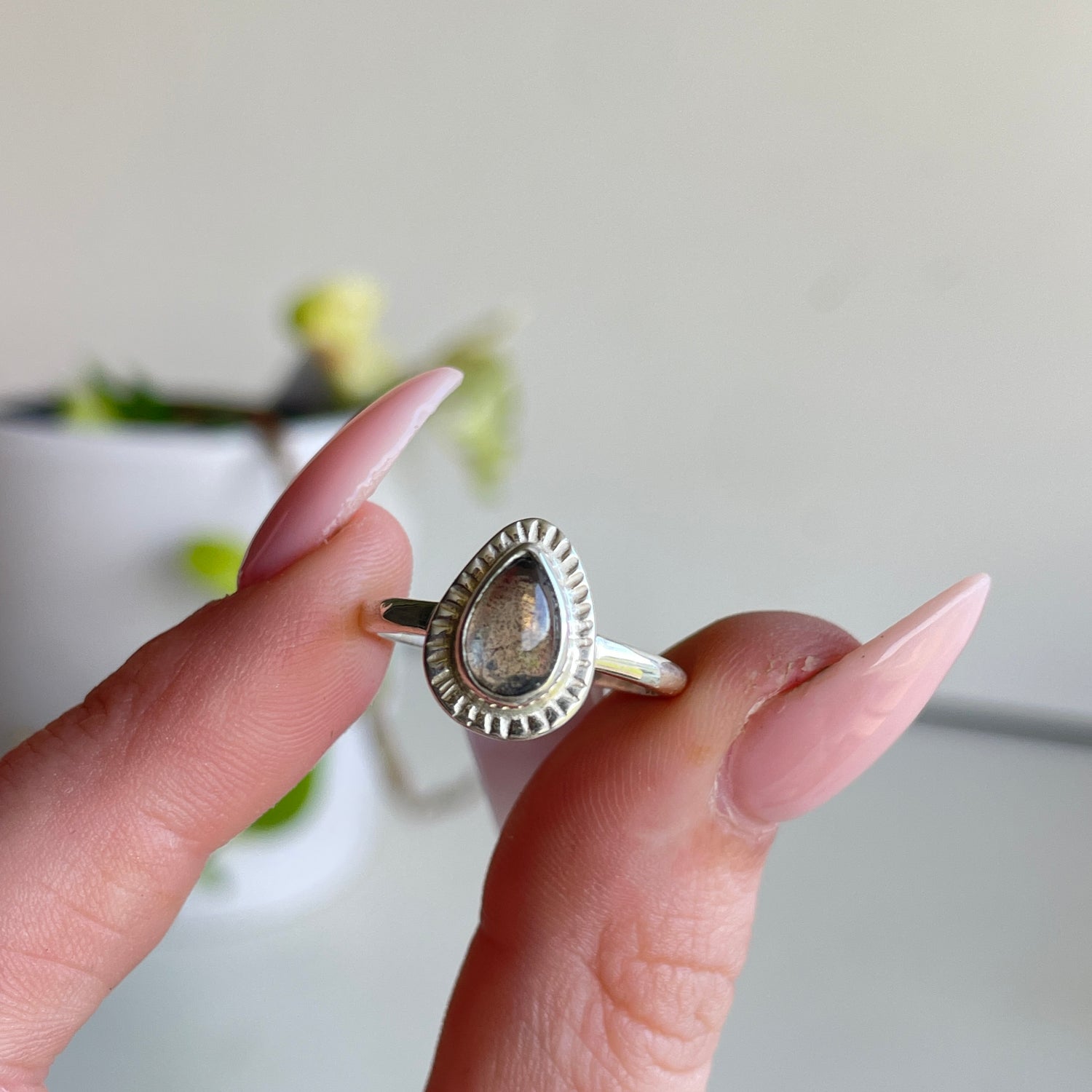 Labradorite Teardrop Ring Sz7