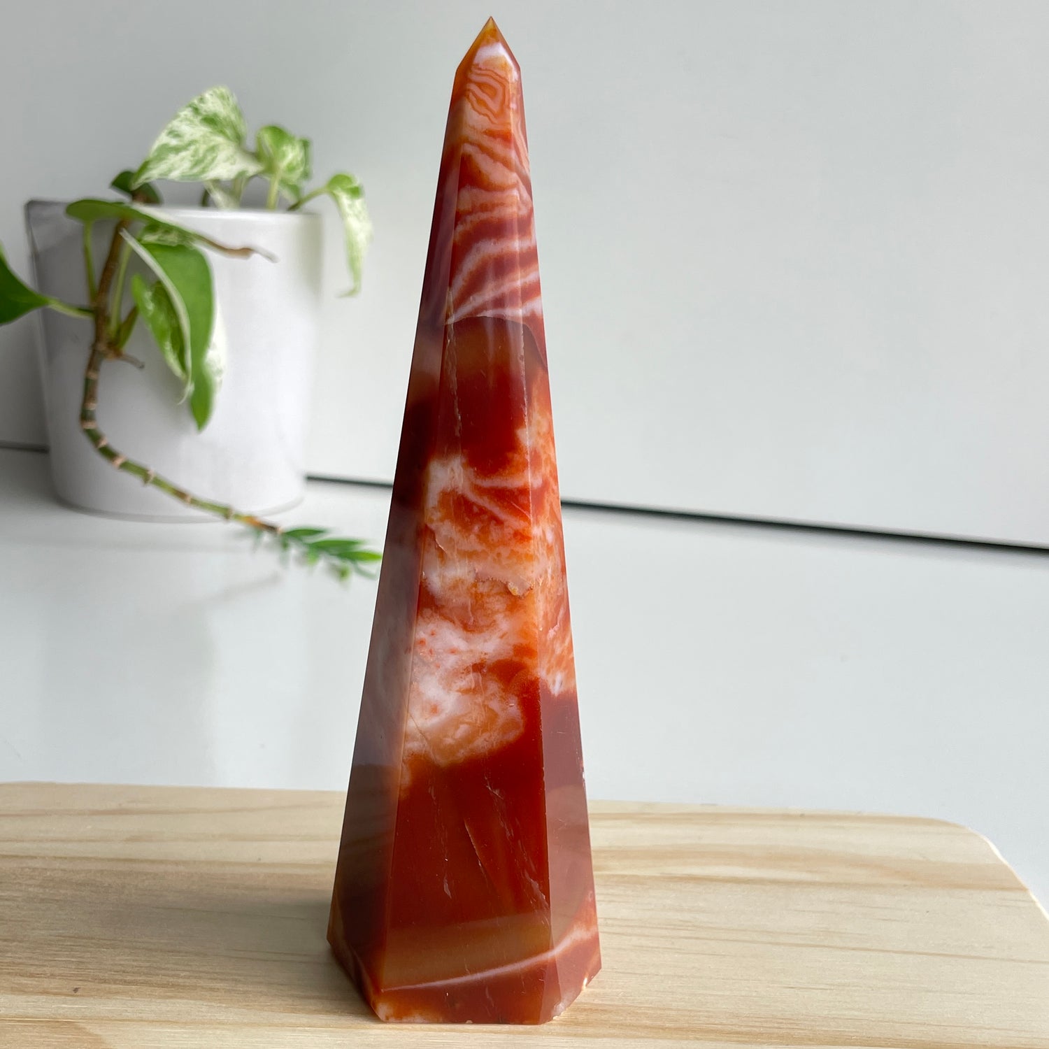 Carnelian Point 17cm