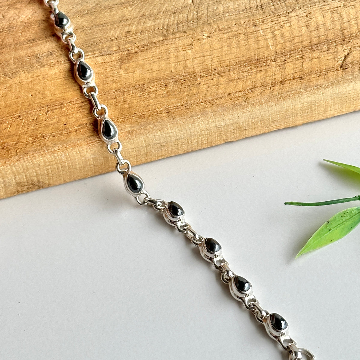 Hematite Teardrop Bracelet