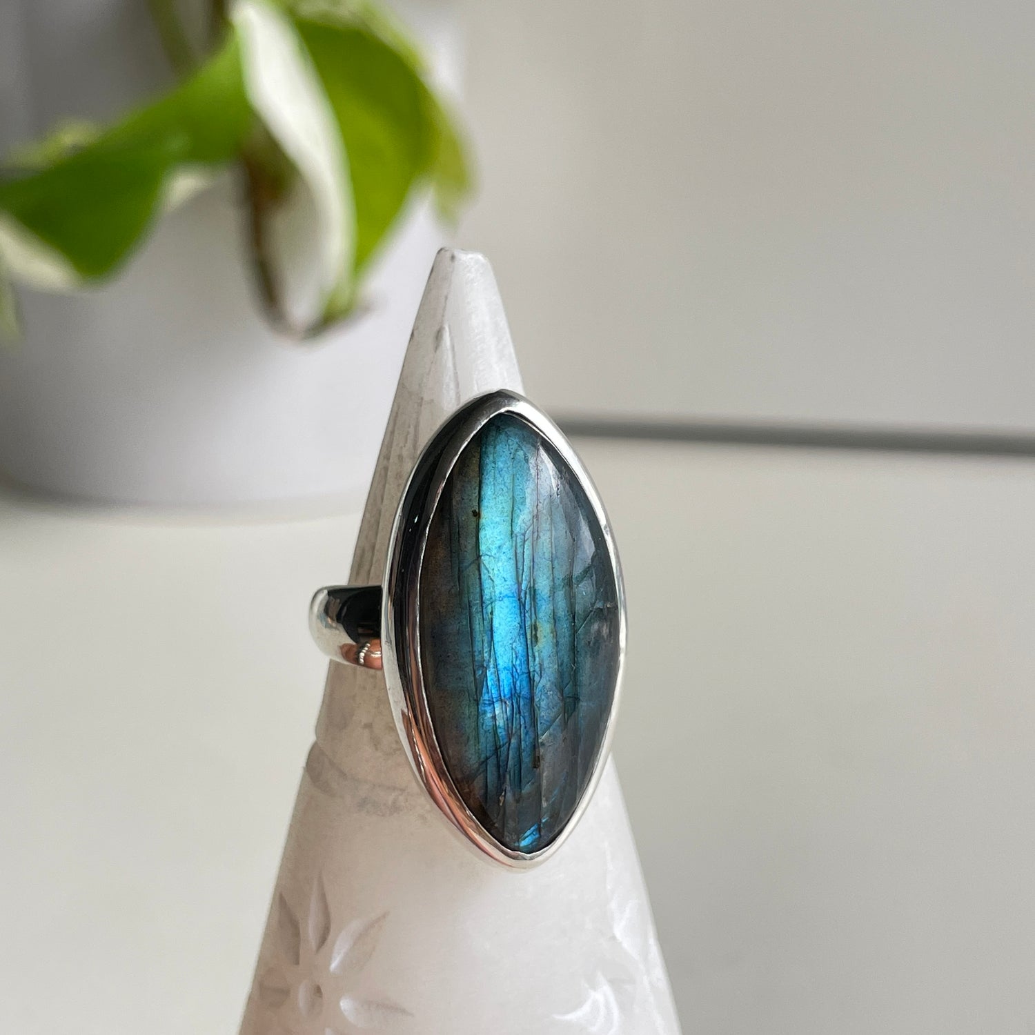 Labradorite Marquise Ring Sz8.5