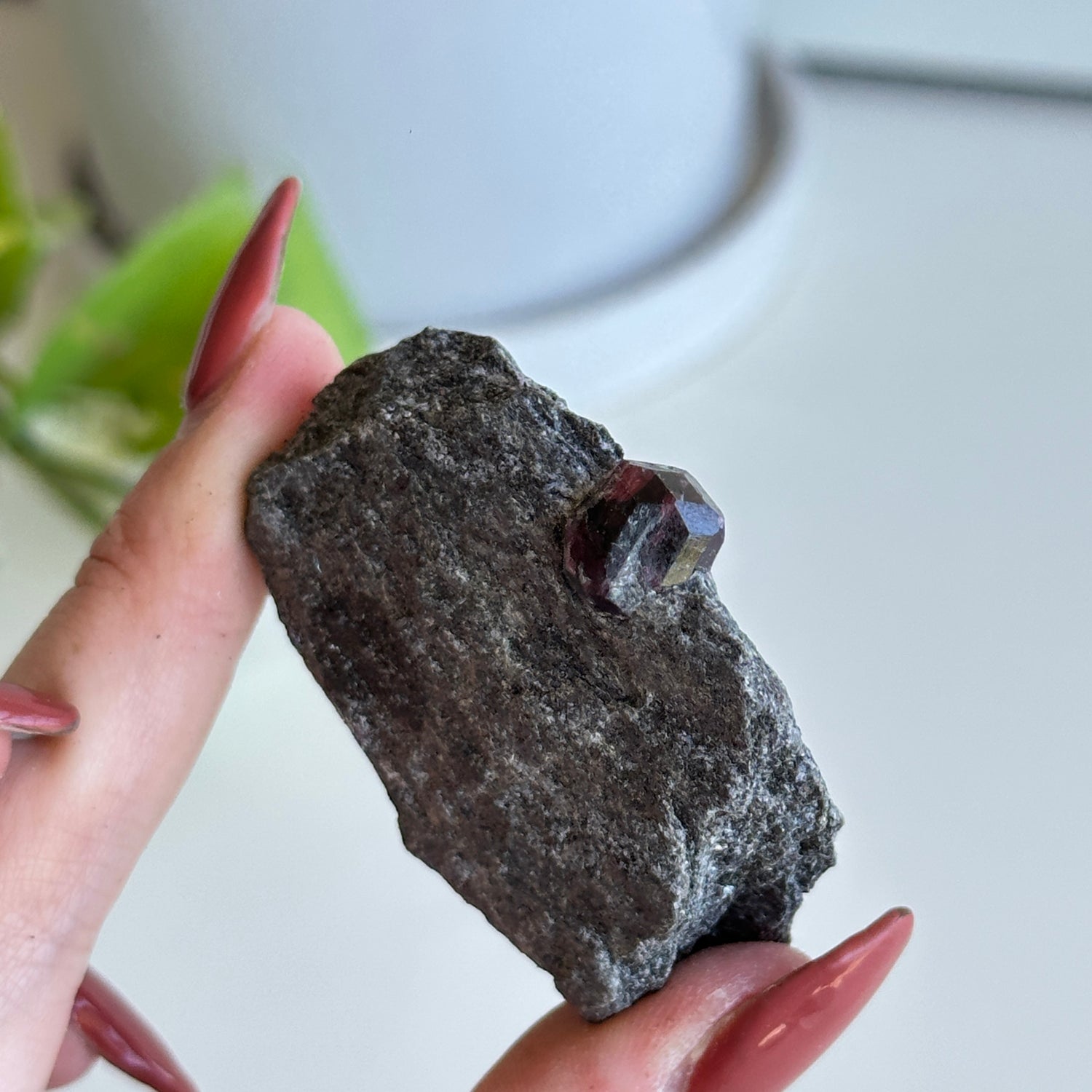 Garnet On Matrix Pc001