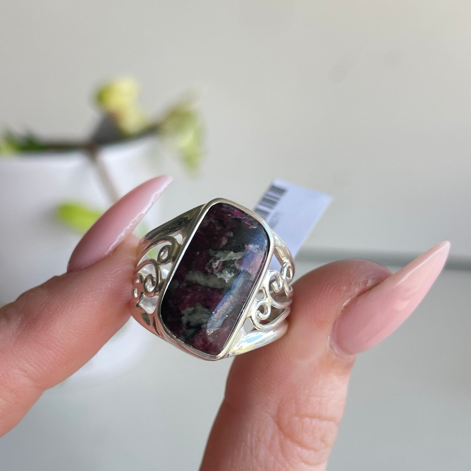 Eudialyte Wave Ring Sz9