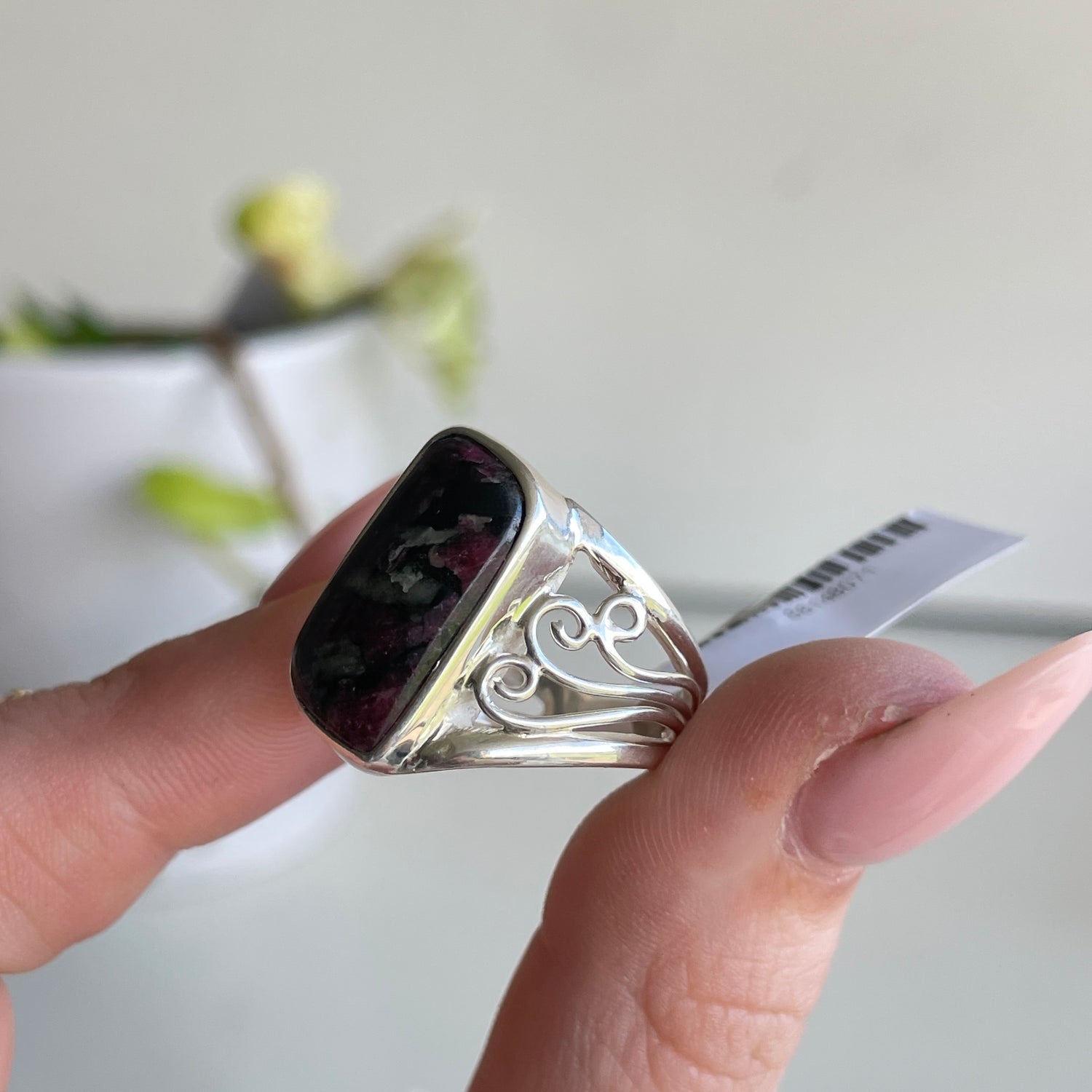 Eudialyte Wave Ring Sz9