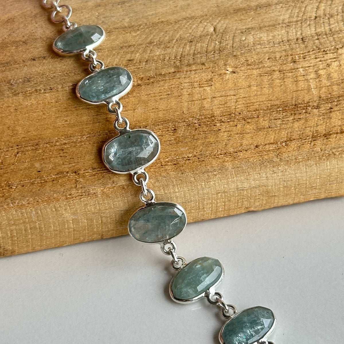 Aqua Kyanite Oval Bracelet