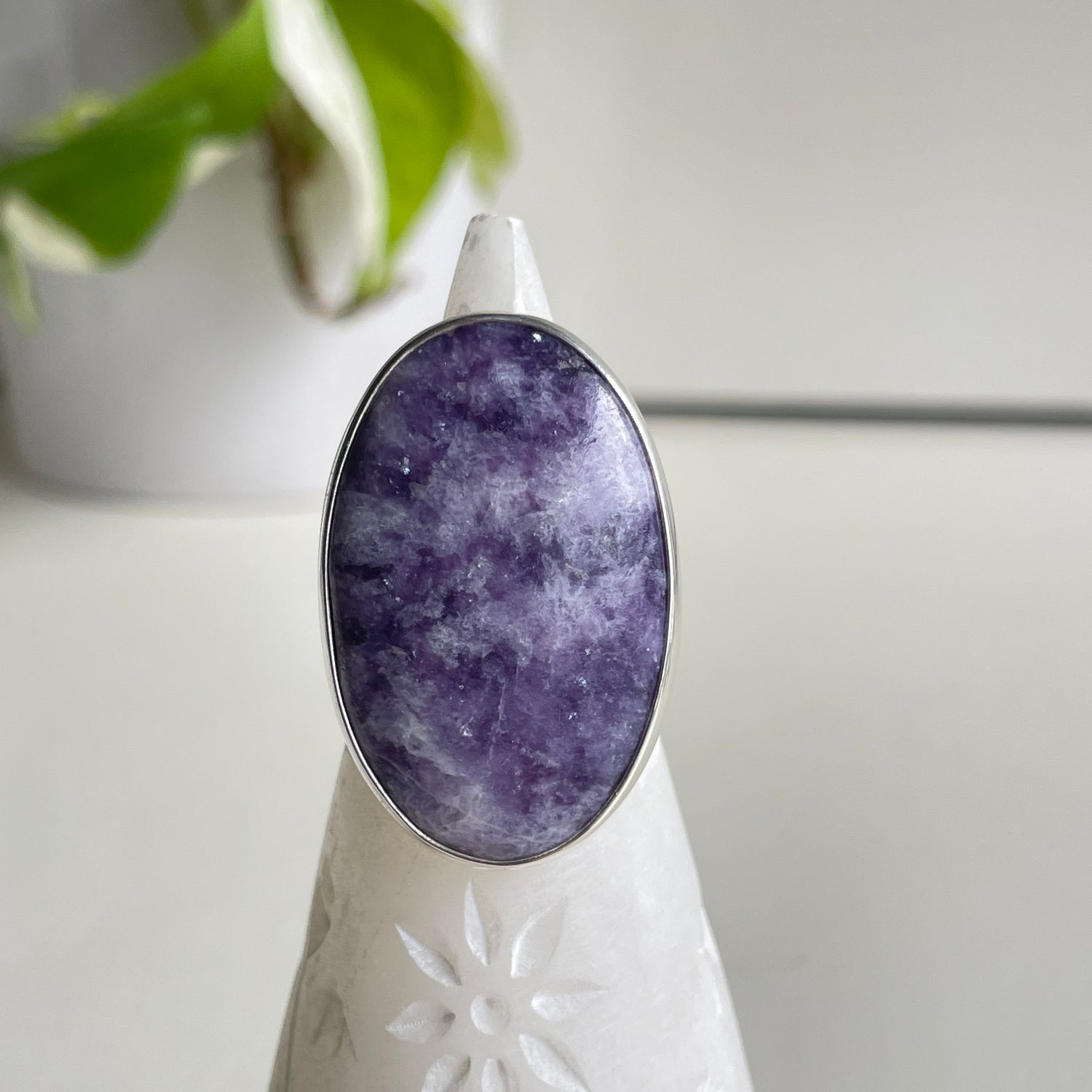 Lepidolite Oval Ring Sz9