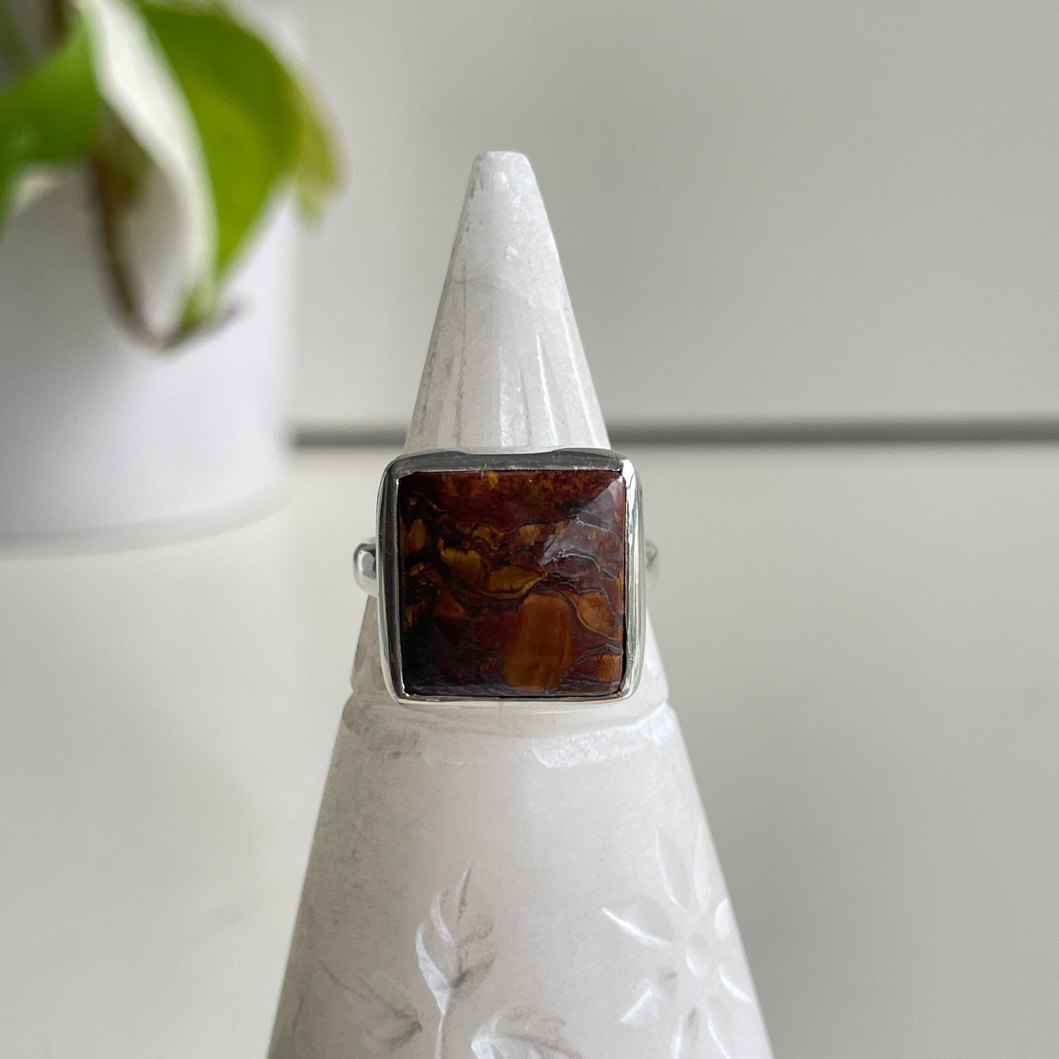 Murramumba Tigers Eye Ring Sz8