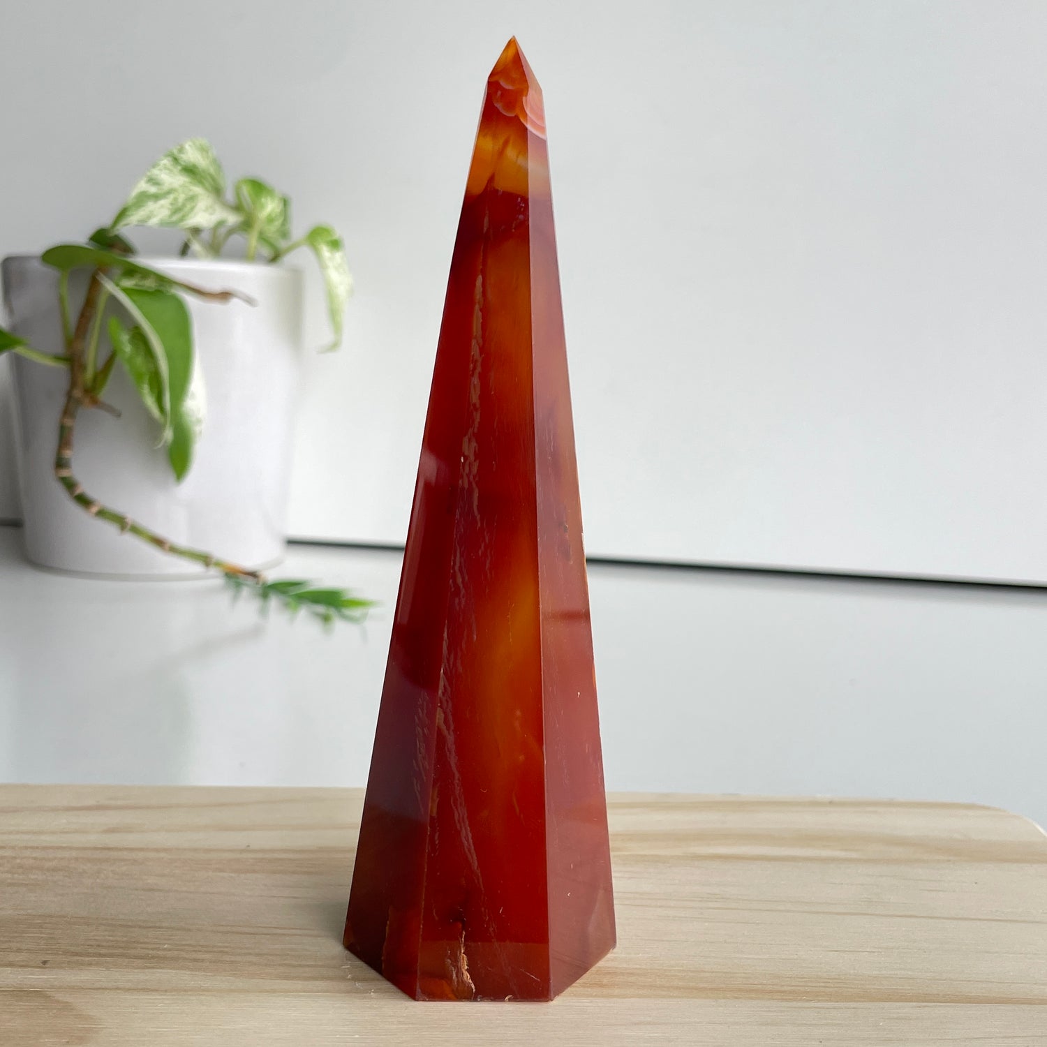 Carnelian Point 15cm