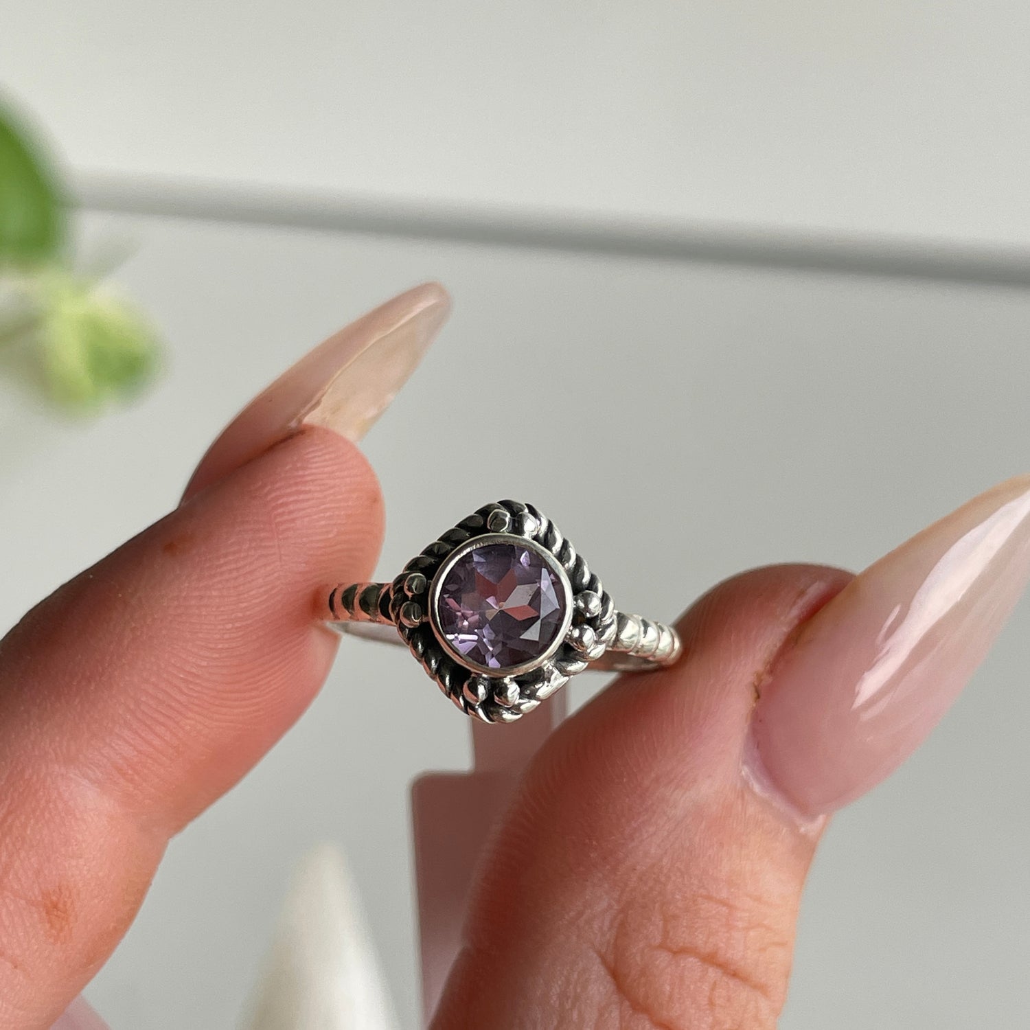 Amethyst Detailed Round Ring