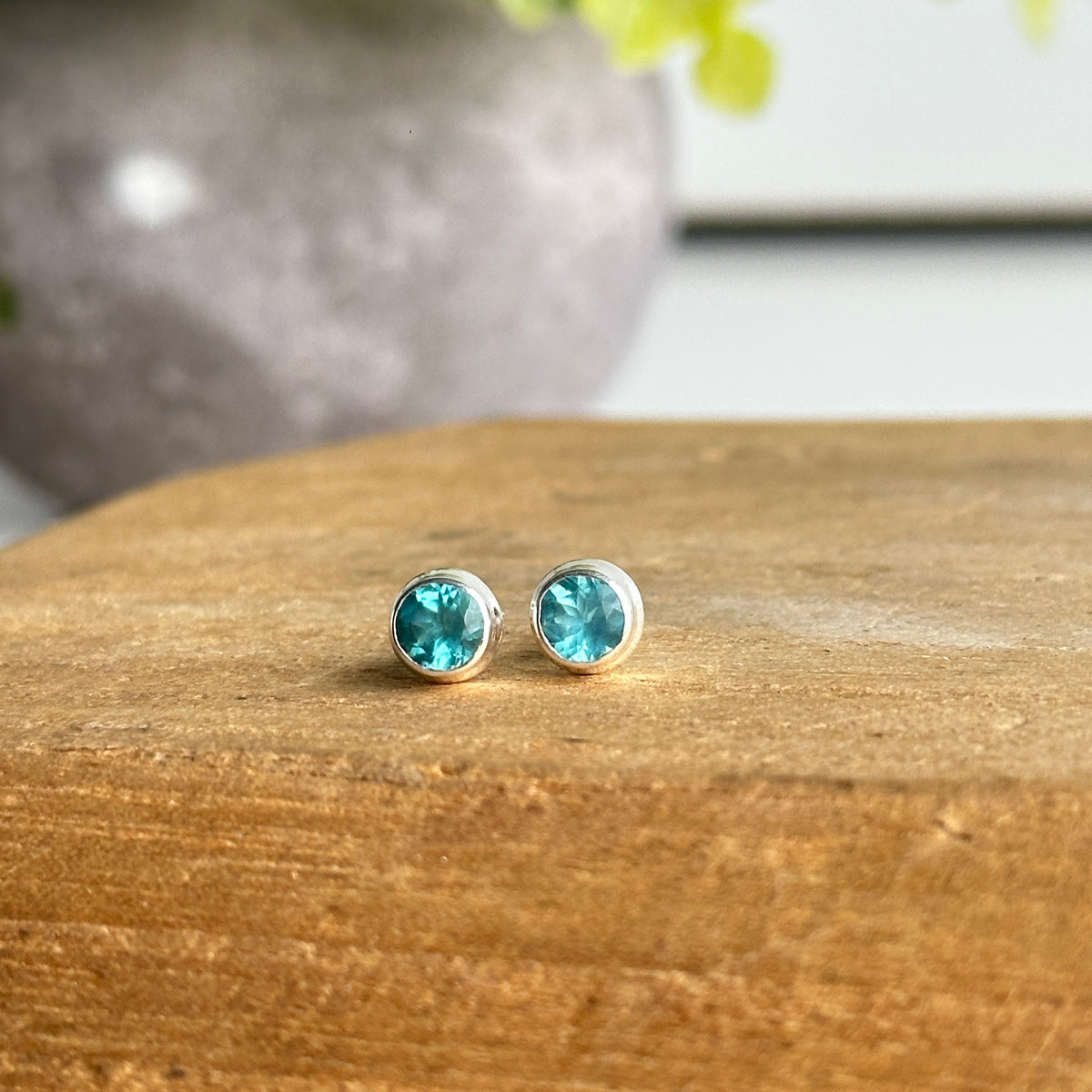 Neon Apatite Round Stud Earrings