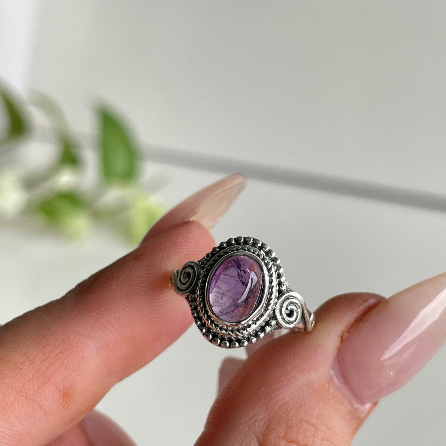 Amethyst Detailed Oval Ring