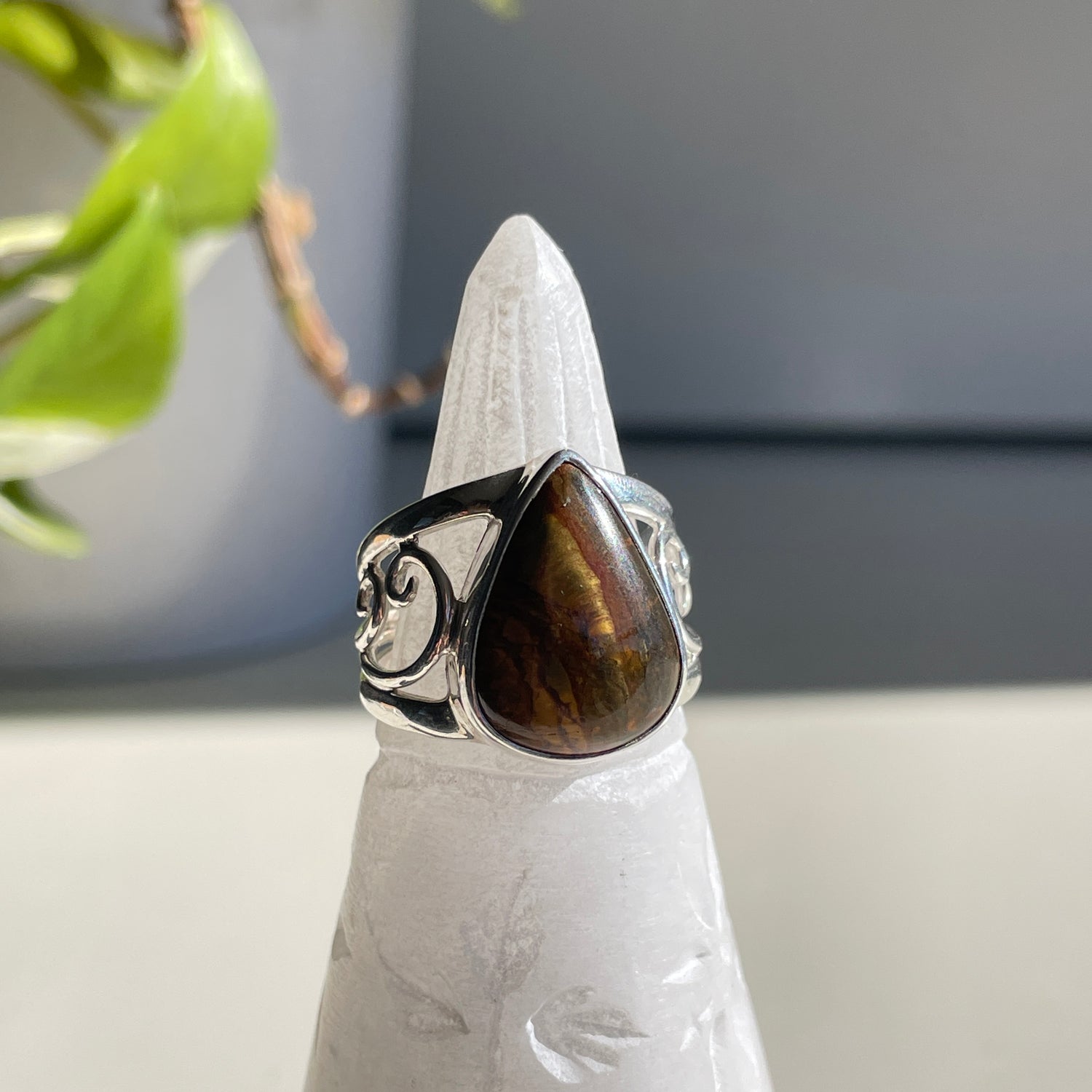 Tigers Eye Teardrop Ring Sz8