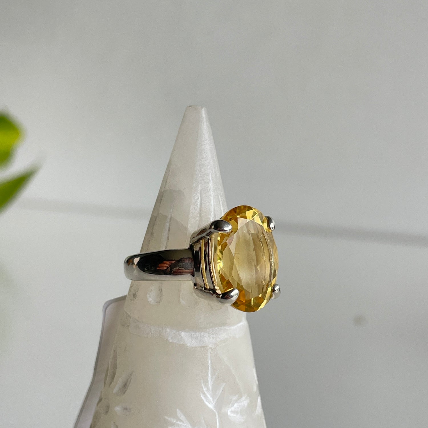 Citrine Oval Faceted Ring Sz7.5 003