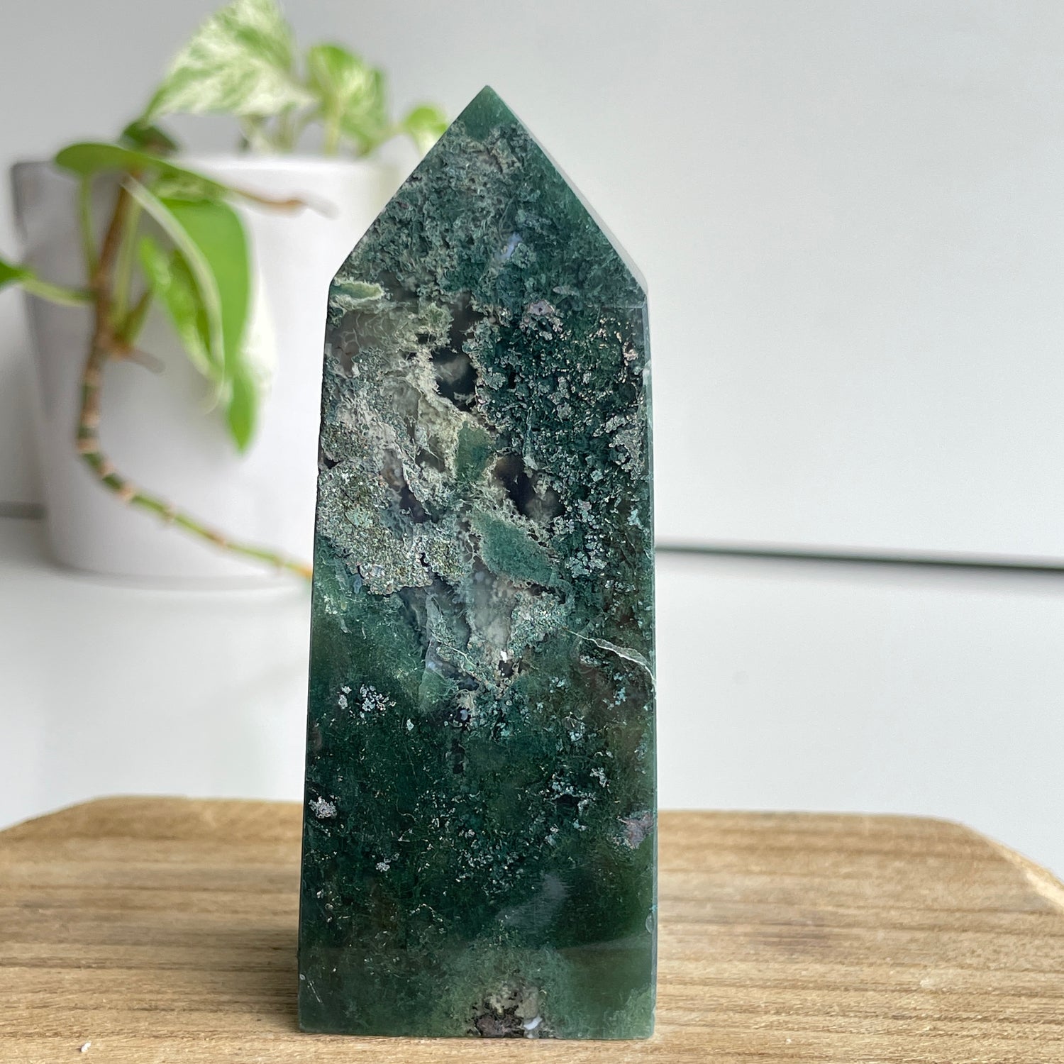 Moss Agate Obelisk 9.9cm