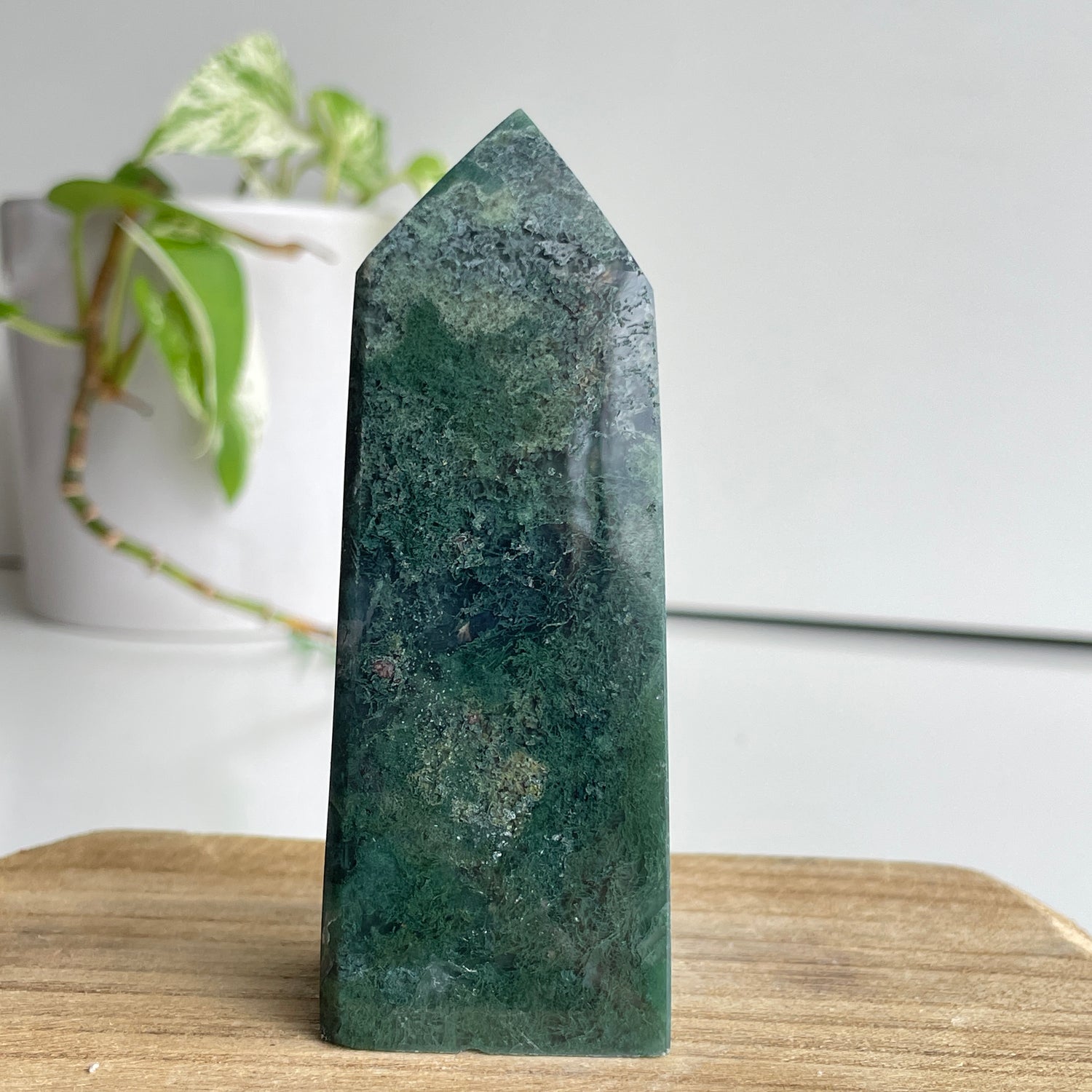 Moss Agate Obelisk 9.9cm