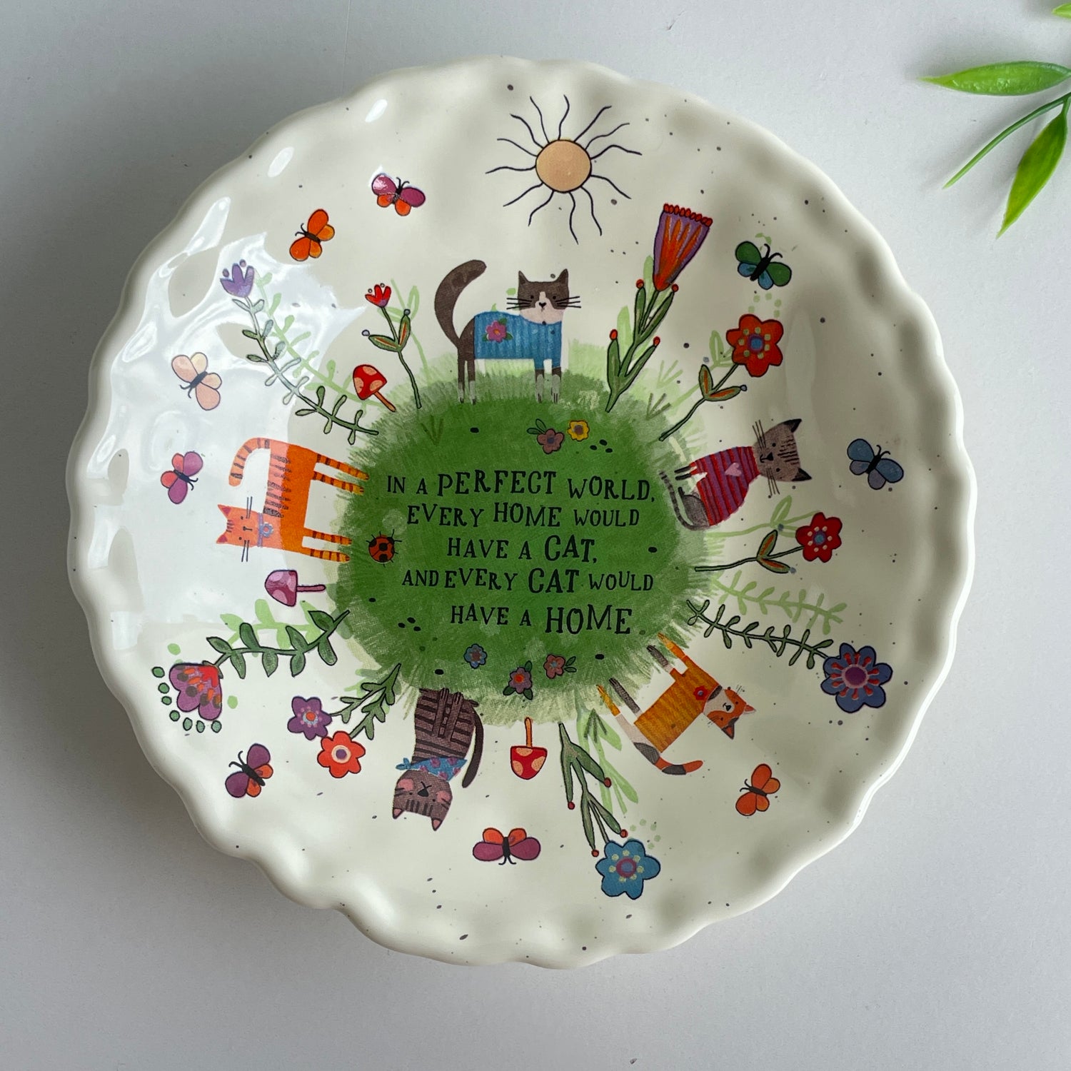 In A Perfect World Cat Plate DSH000096
