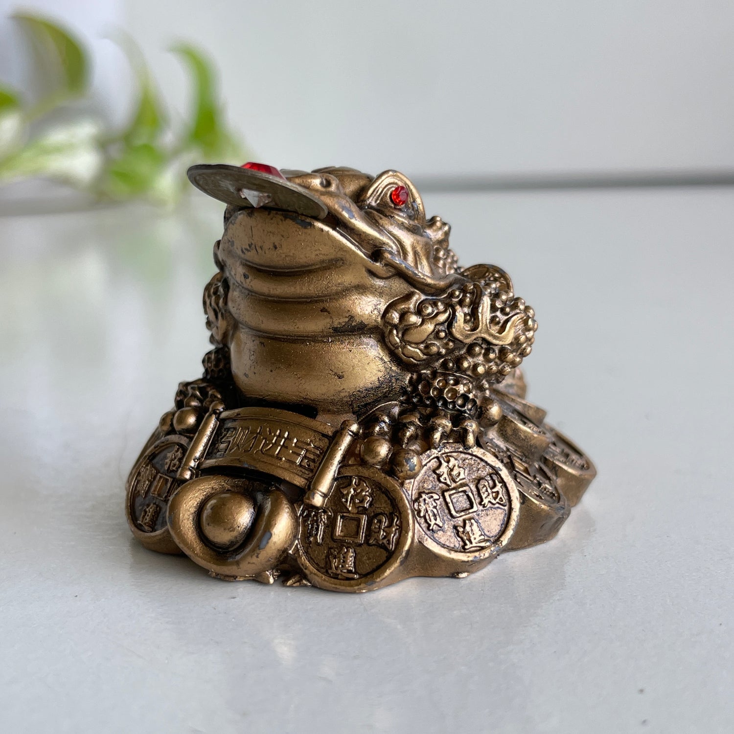 Gold Money Frog Toad 6cm Q2243-6