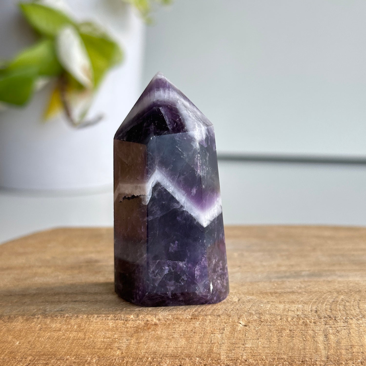 Chevron Amethyst Generator 6cm