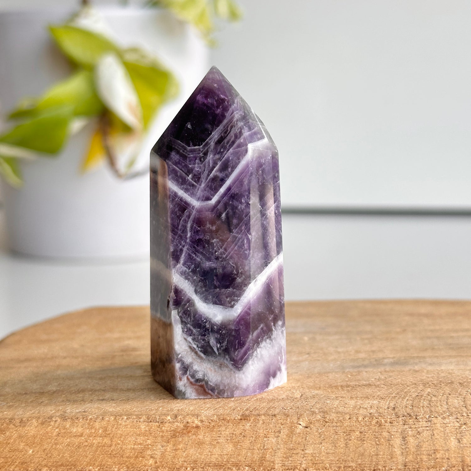 Chevron Amethyst Generator 7.2cm