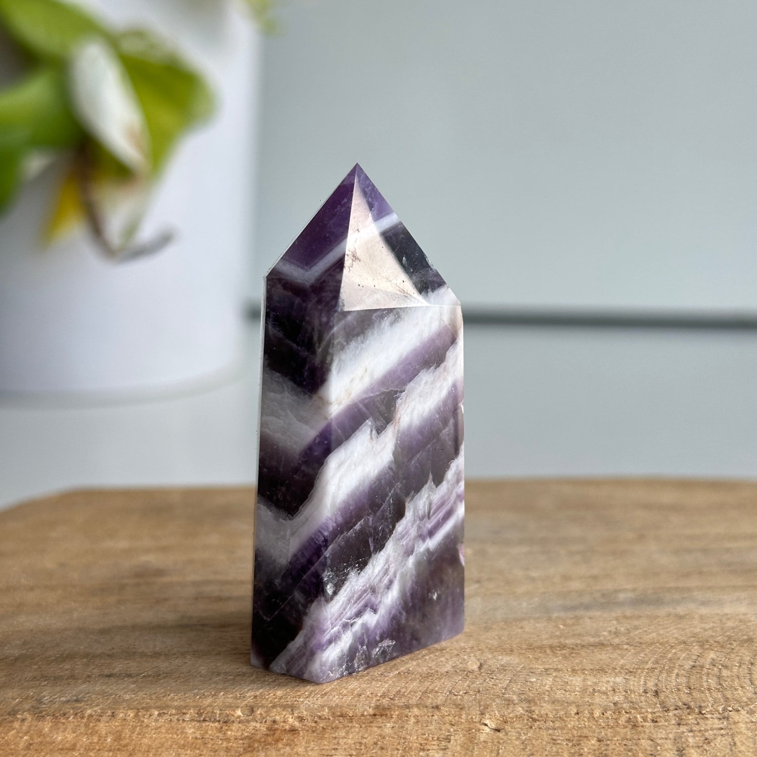 Chevron Amethyst Generator 5.9cm