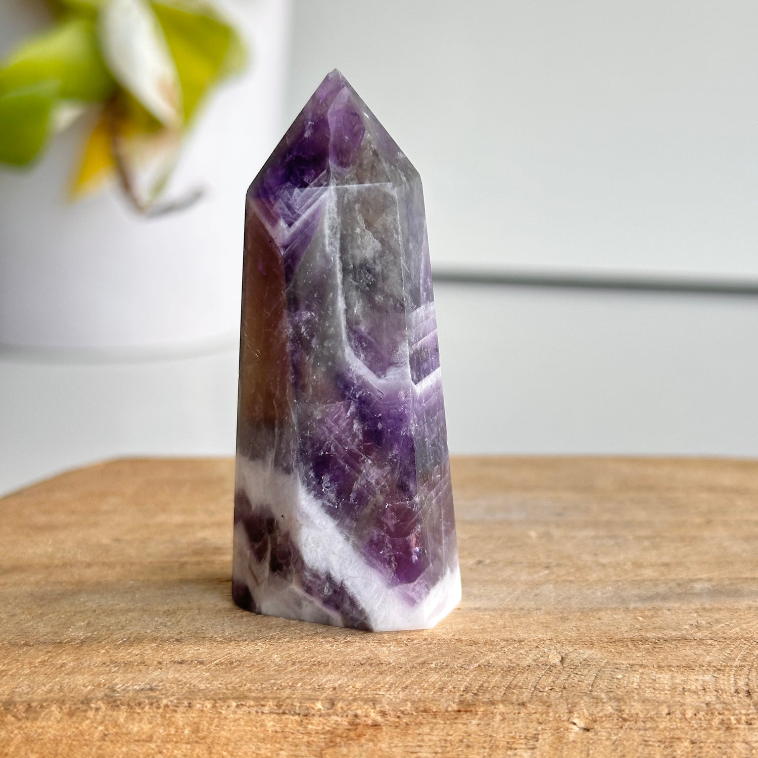 Chevron Amethyst Generator 6.6cm