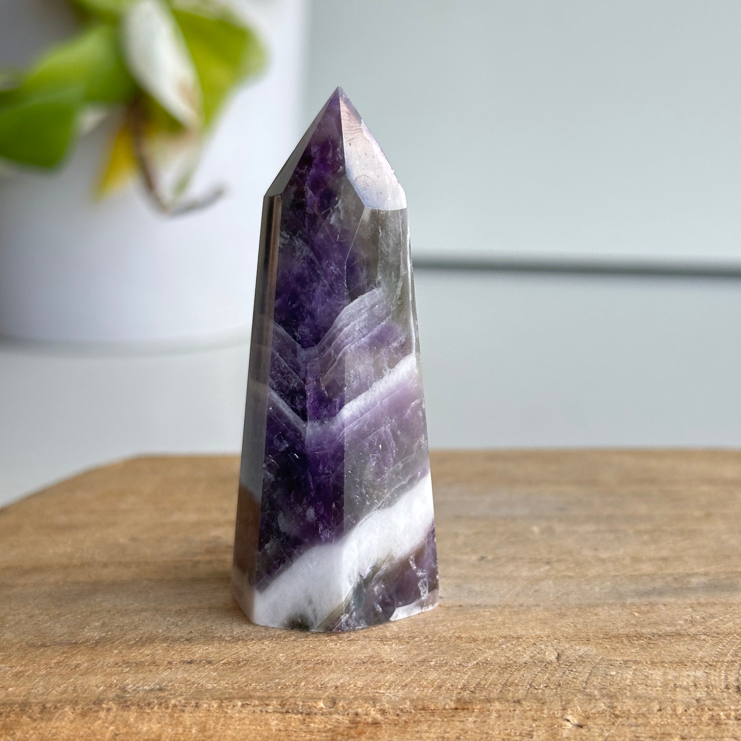 Chevron Amethyst Generator 6.6cm