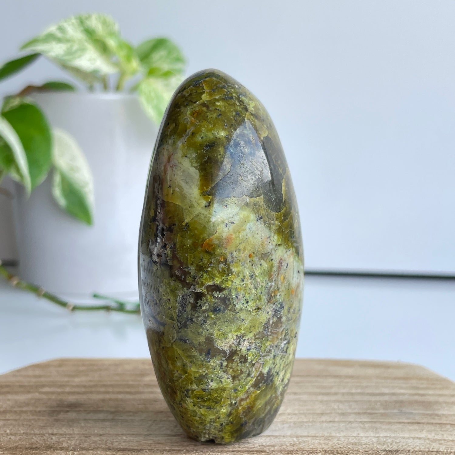 Green Opal Freeform 9.4cm