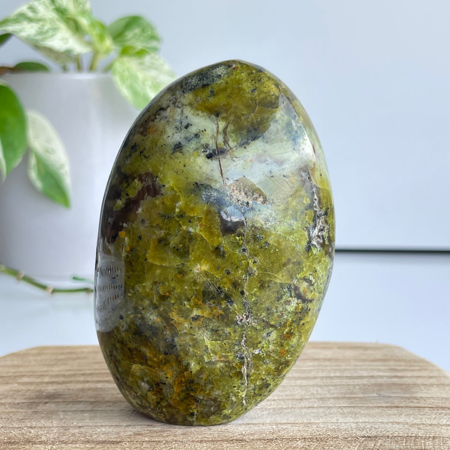 Green Opal Freeform 9.4cm