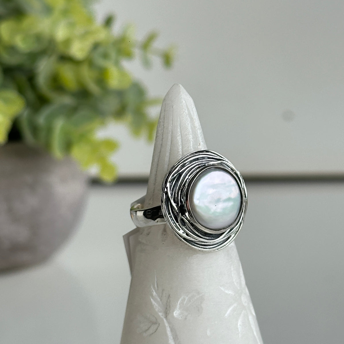 Pearl Round Ring Sz10
