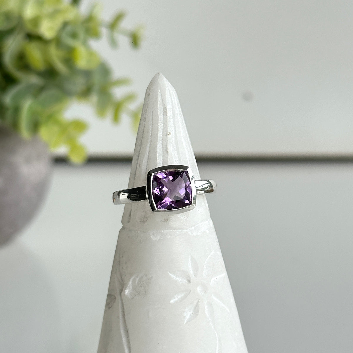 Amethyst Square Ring Sz10