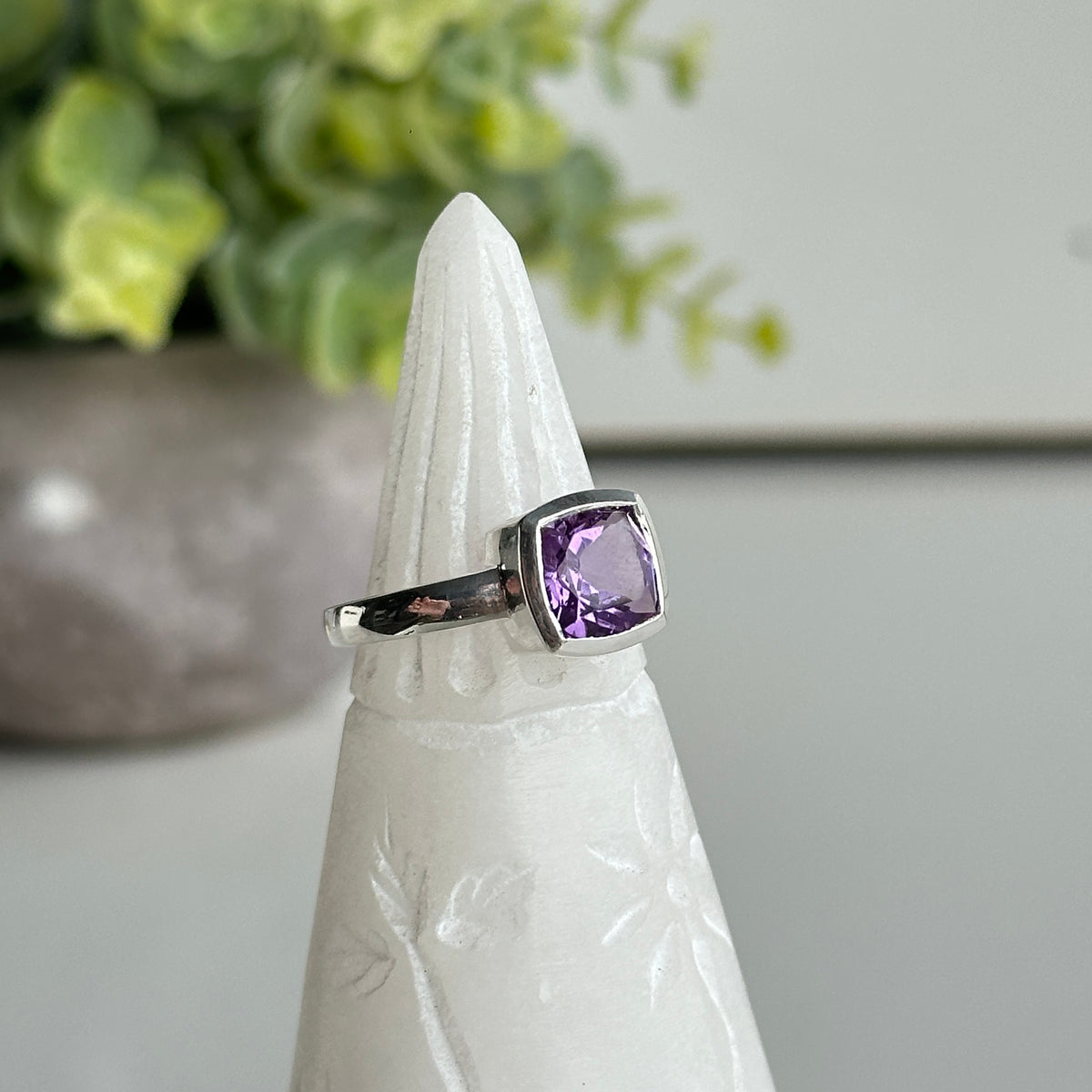 Amethyst Square Ring Sz10