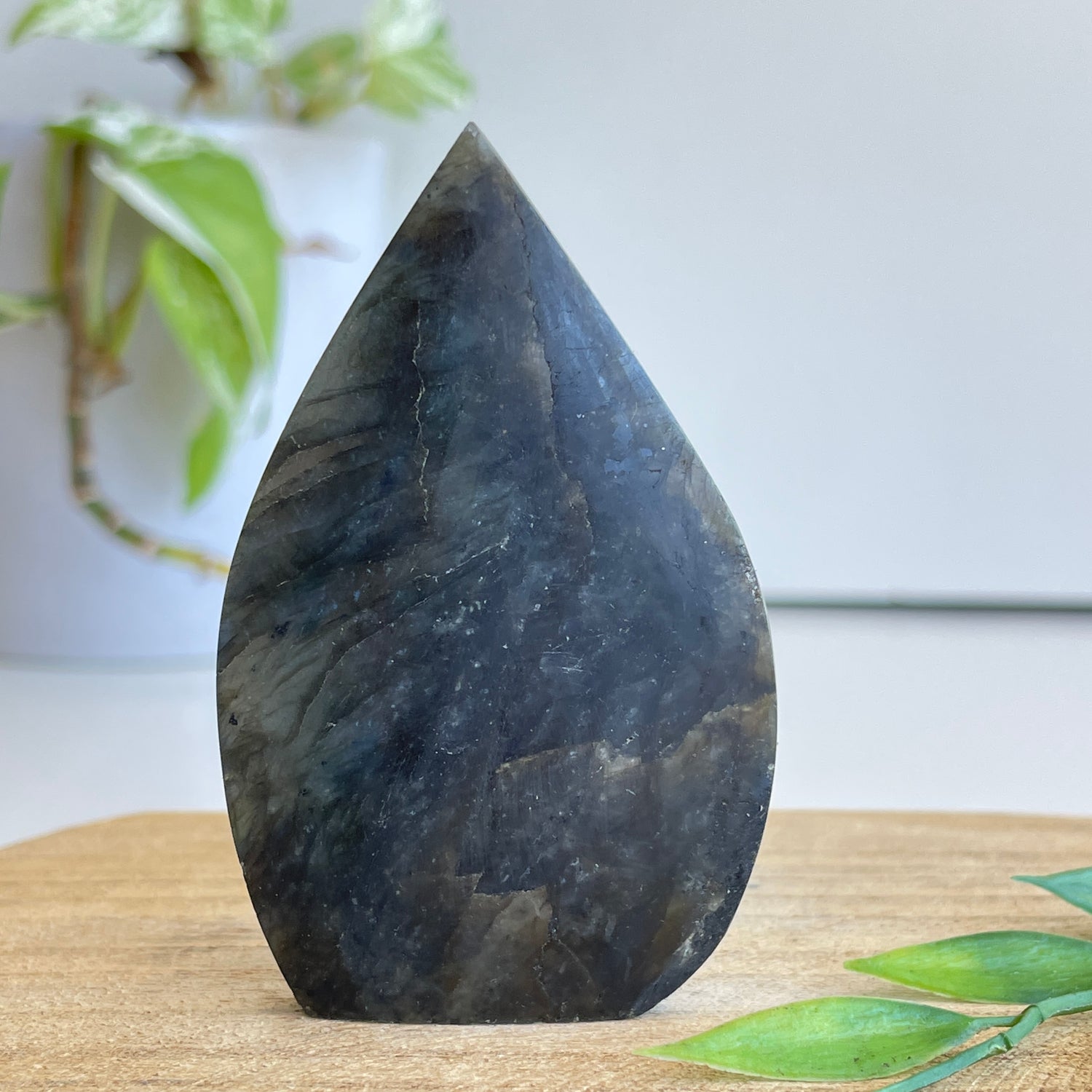Labradorite Flame 7.4cm