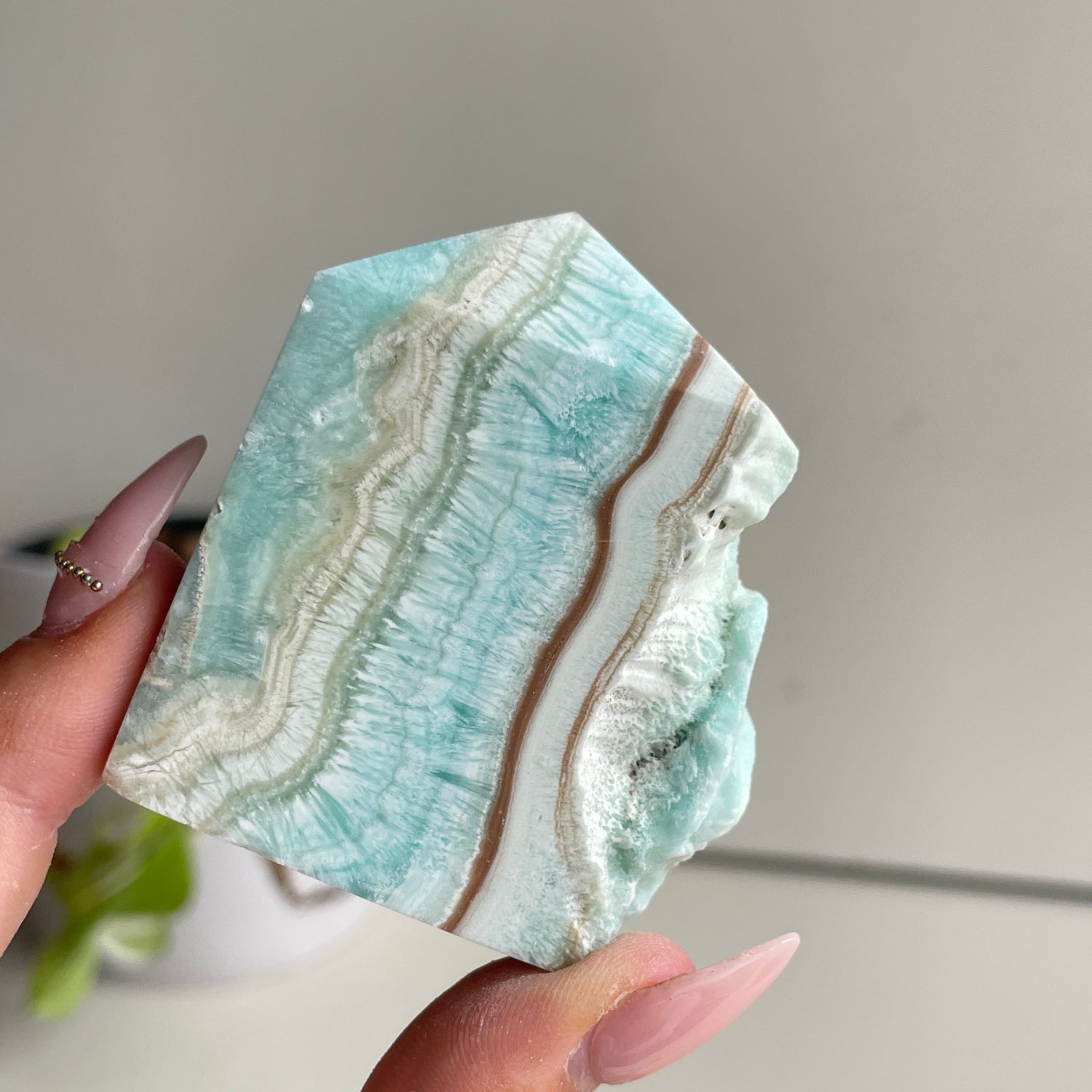 Aragonite Obelisk Lge