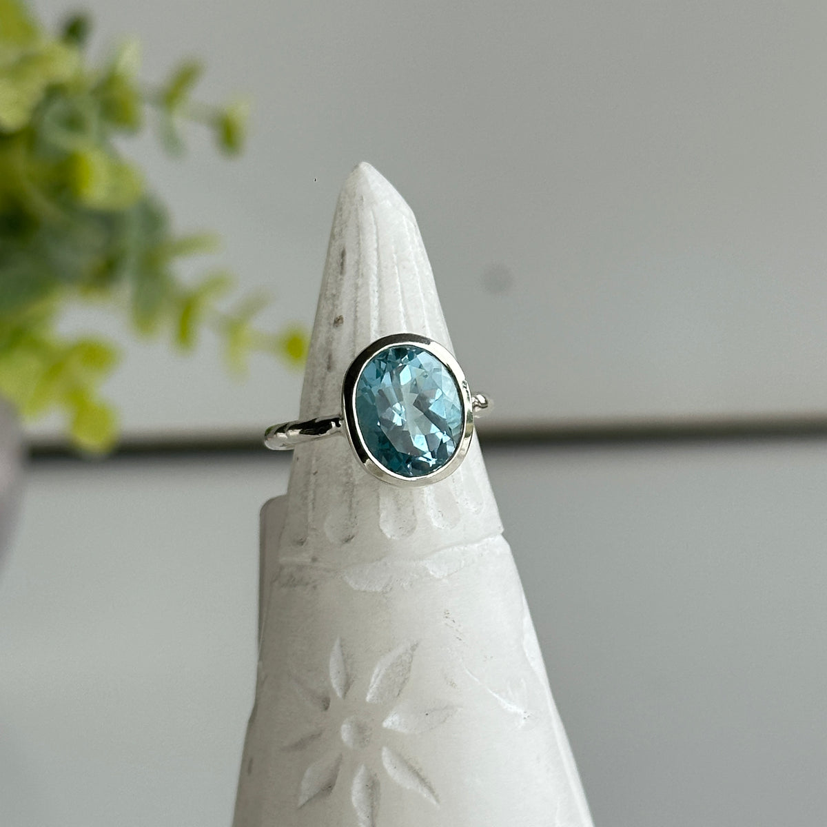 Blue Topaz Oval Ring Sz6